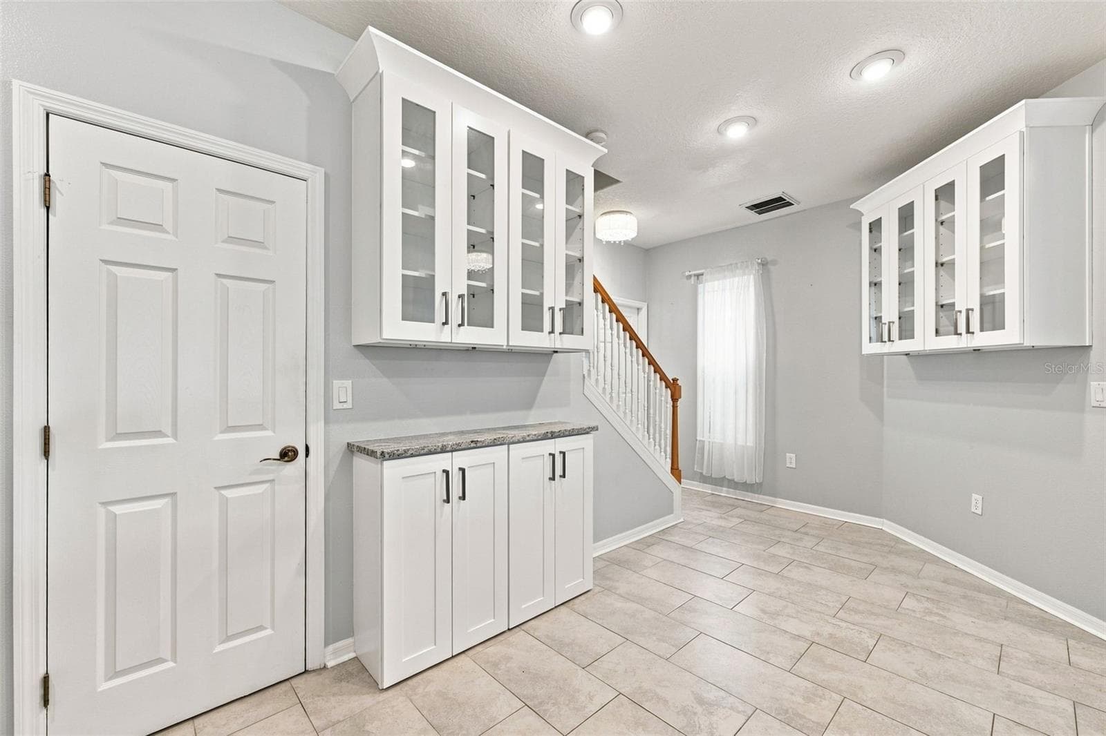 Kitchen with Plenty of Cabinets & Pantry - 6030 PARKSIDE MEADOW DR, TAMPA