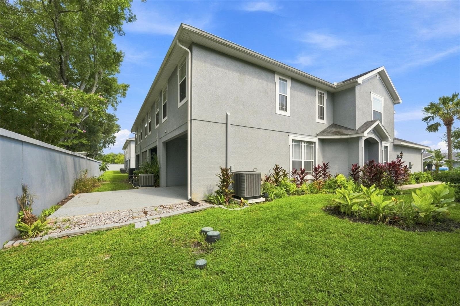End Unit - 6030 PARKSIDE MEADOW DR, TAMPA