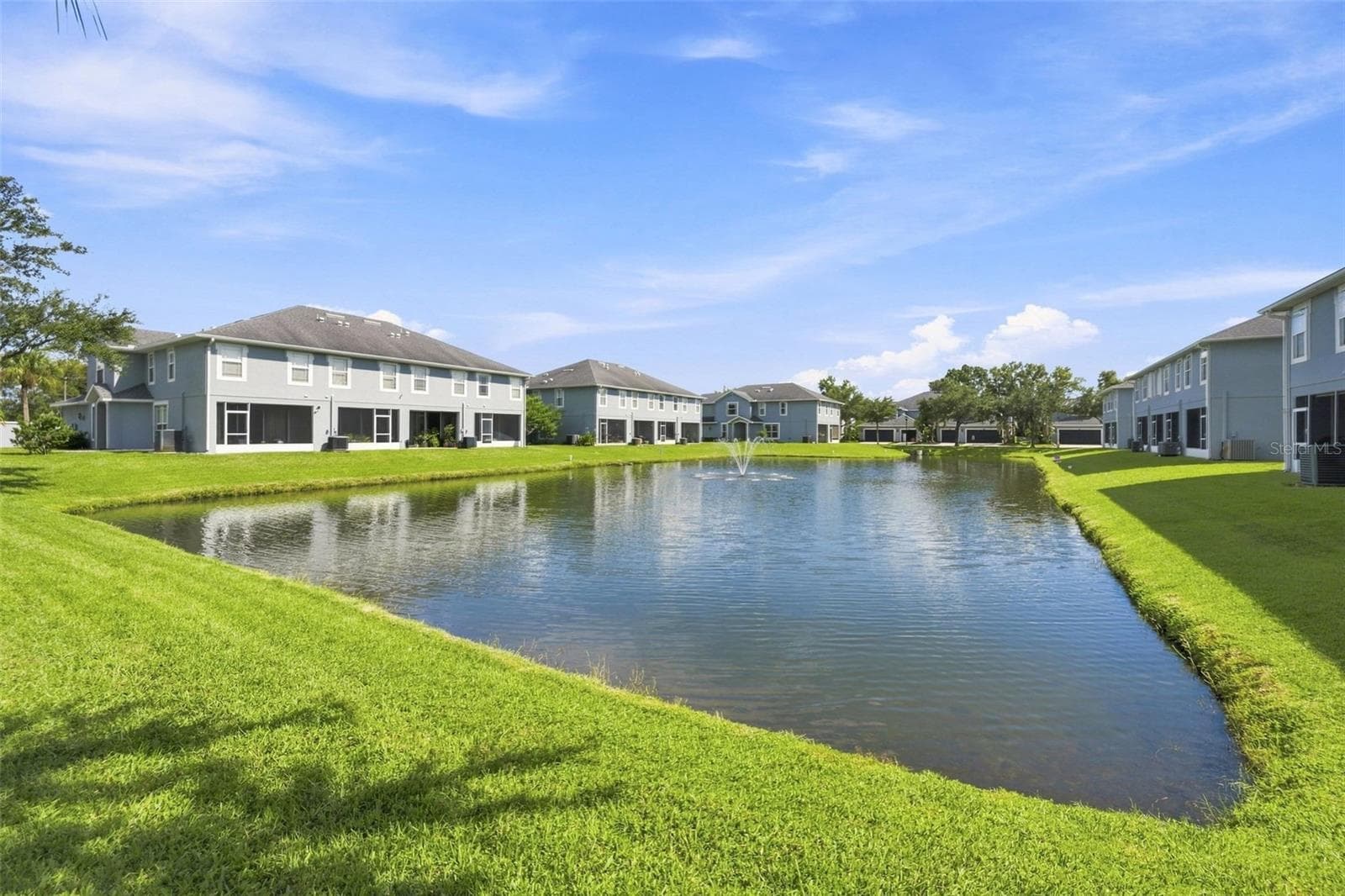 Townhomes At Parkside - 6030 PARKSIDE MEADOW DR, TAMPA