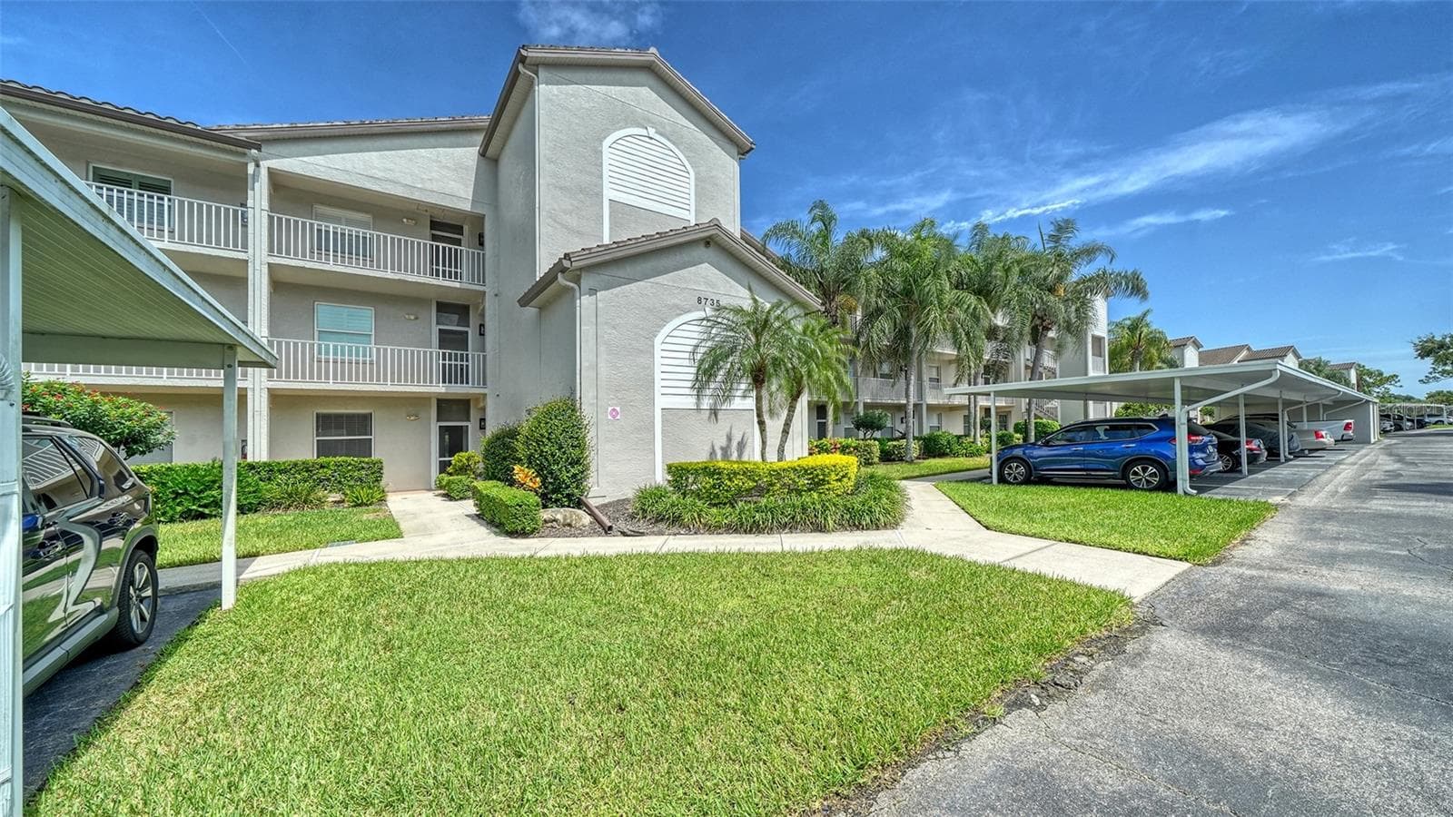 8735 OLDE HICKORY AVE #8105