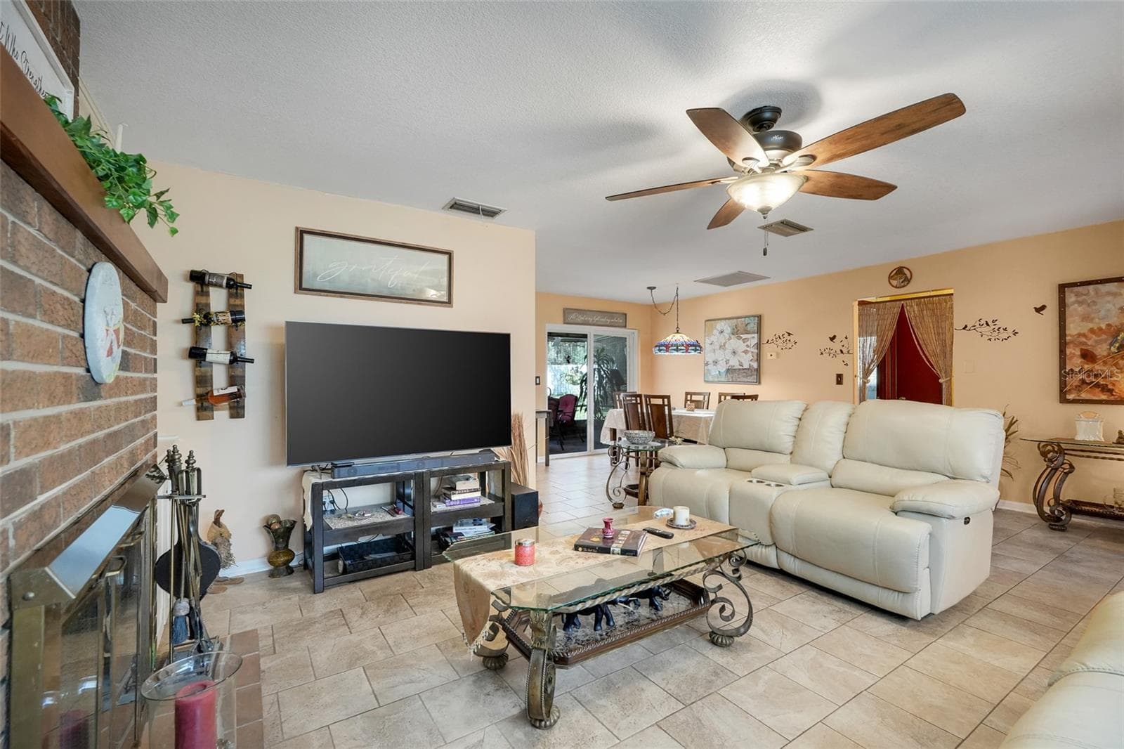 Single Family Residence at 11031 W BEACH PKWY, LAKE WALES, photo 11 of 45