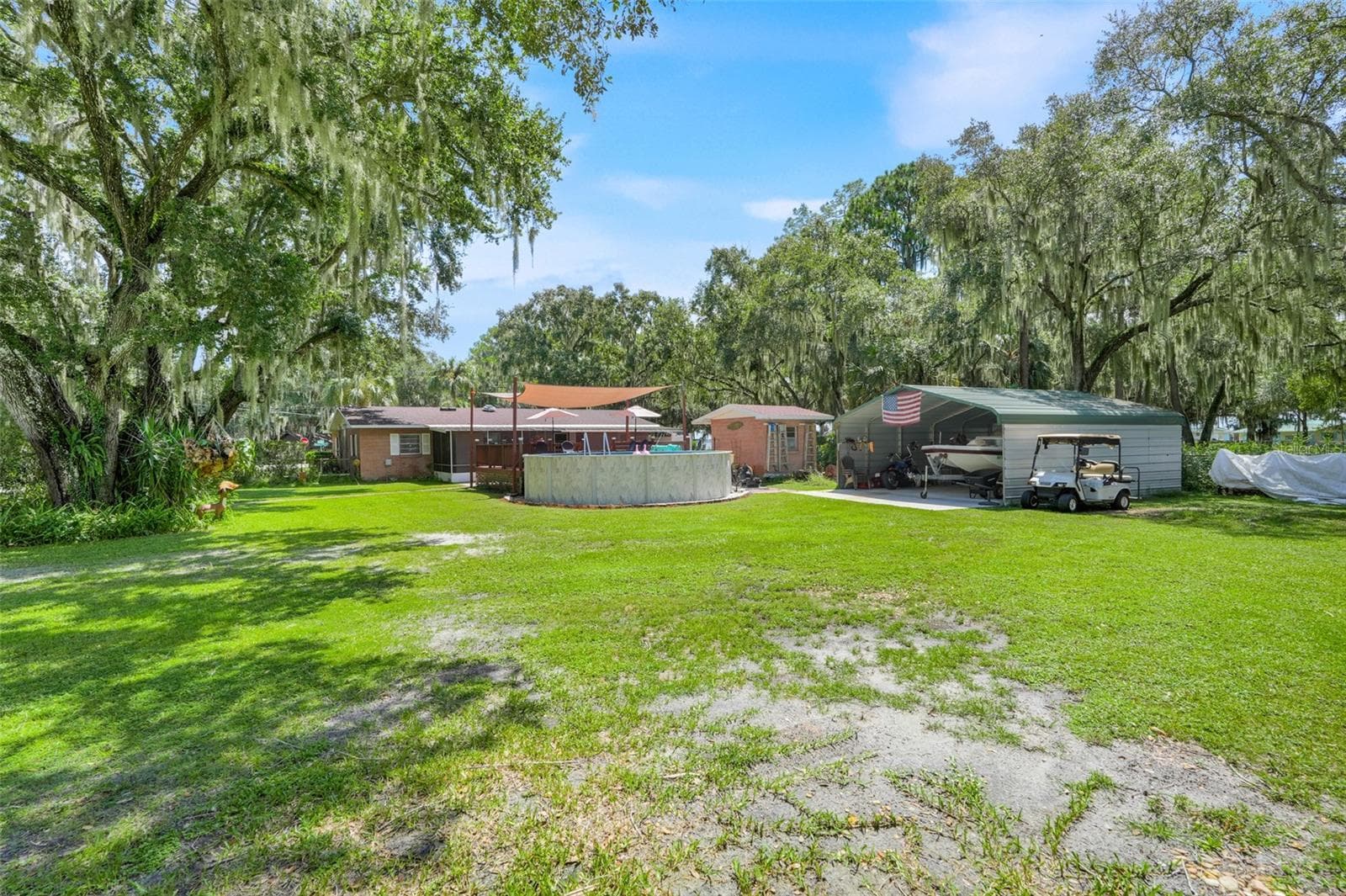 Single Family Residence at 11031 W BEACH PKWY, LAKE WALES, photo 37 of 45