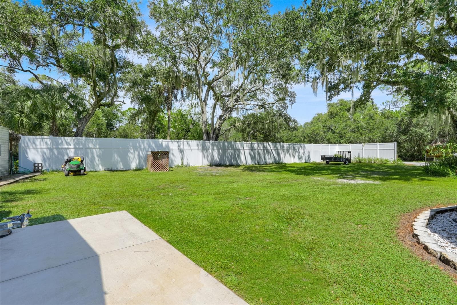 Single Family Residence at 11031 W BEACH PKWY, LAKE WALES, photo 40 of 45