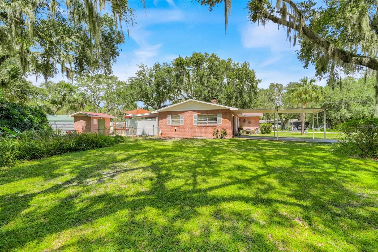 Single Family Residence at 11031 W BEACH PKWY, LAKE WALES, photo 42 of 45