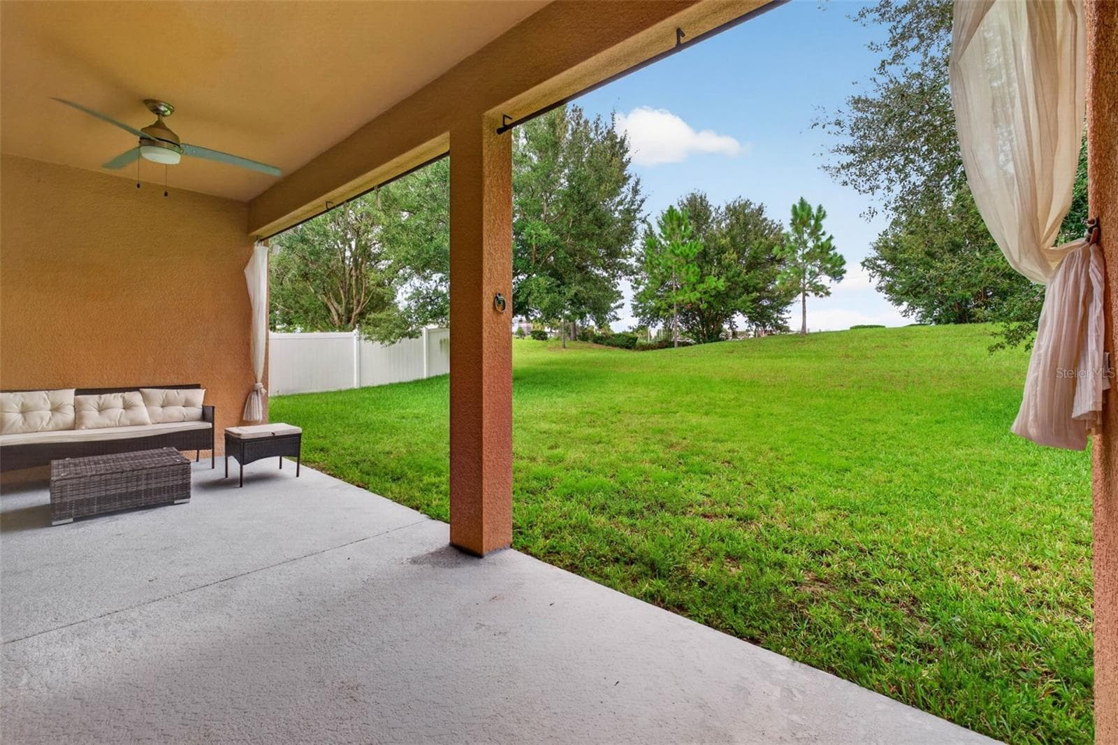 Patio - 810 WOODS LANDING DR, MINNEOLA
