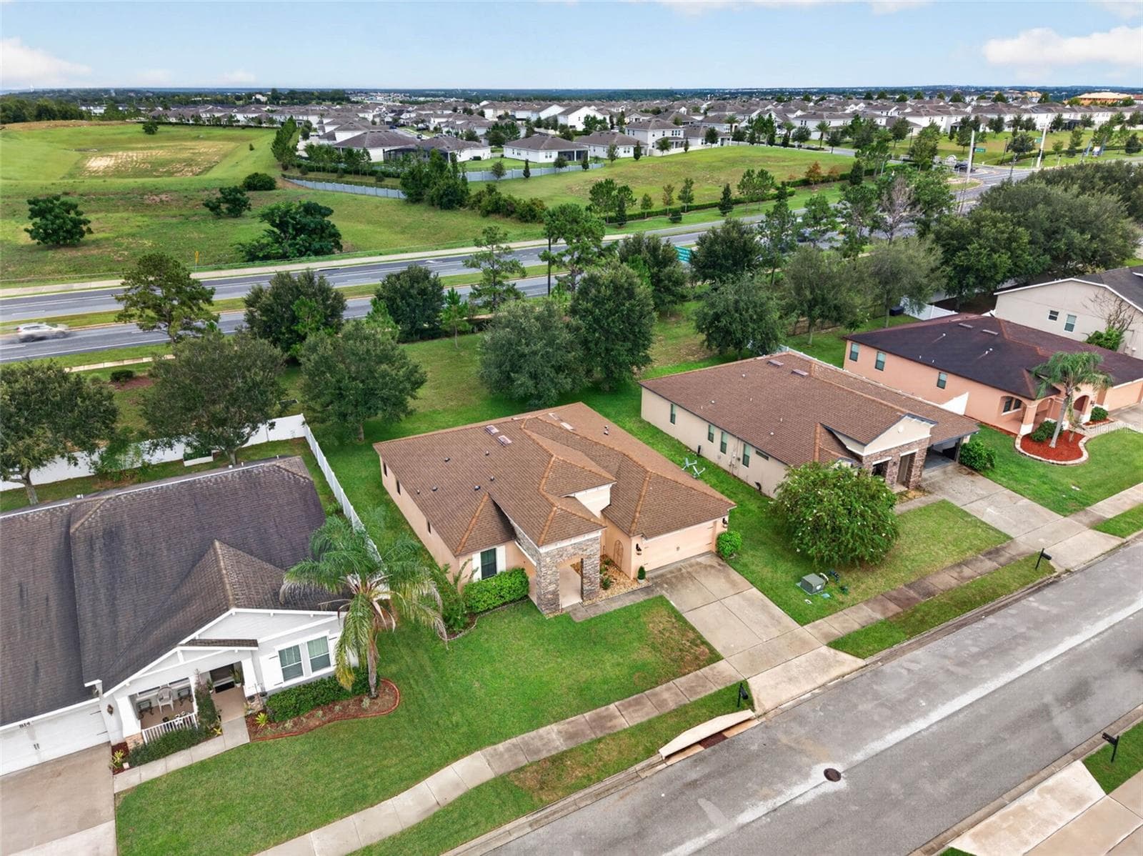 Aerial View - 810 WOODS LANDING DR, MINNEOLA