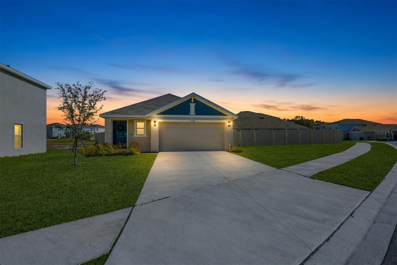 Single Family Residence at 13581 MOUNT IVY CT, DADE CITY, photo 3 of 55