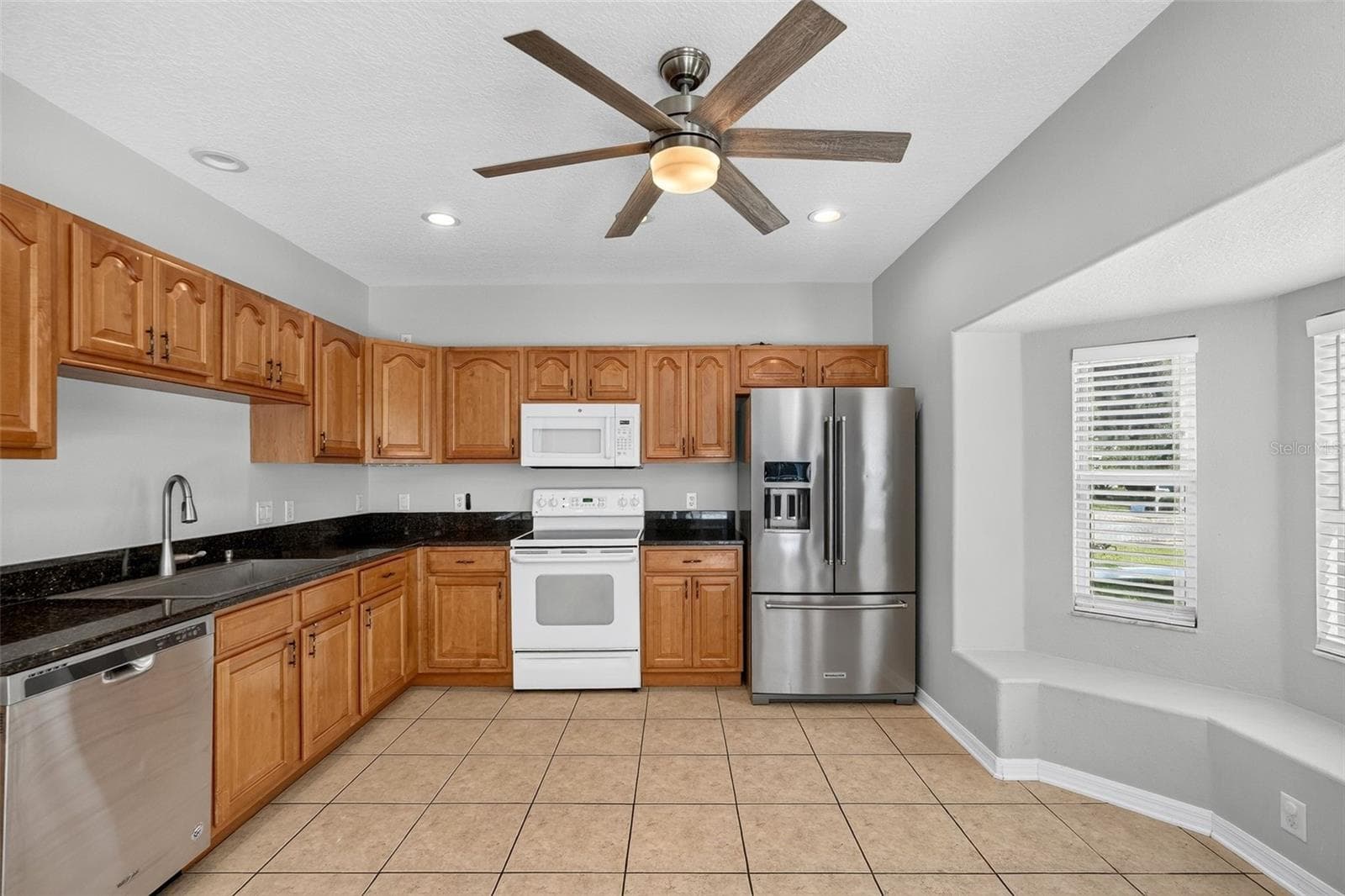 Single Family Residence at 4007 34TH ST E, BRADENTON, photo 8 of 45