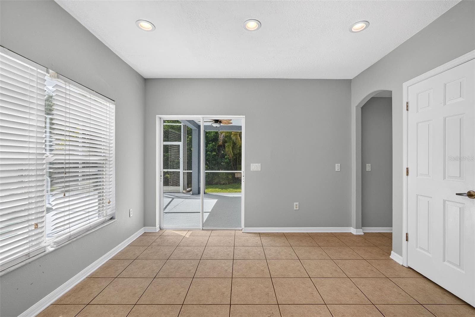 Single Family Residence at 4007 34TH ST E, BRADENTON, photo 12 of 45