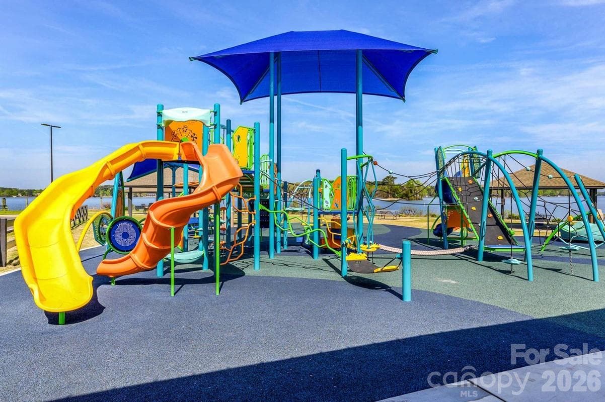 Ebenezer Park's playground, 8 minutes away! - 344 Portree Street, Rock Hill