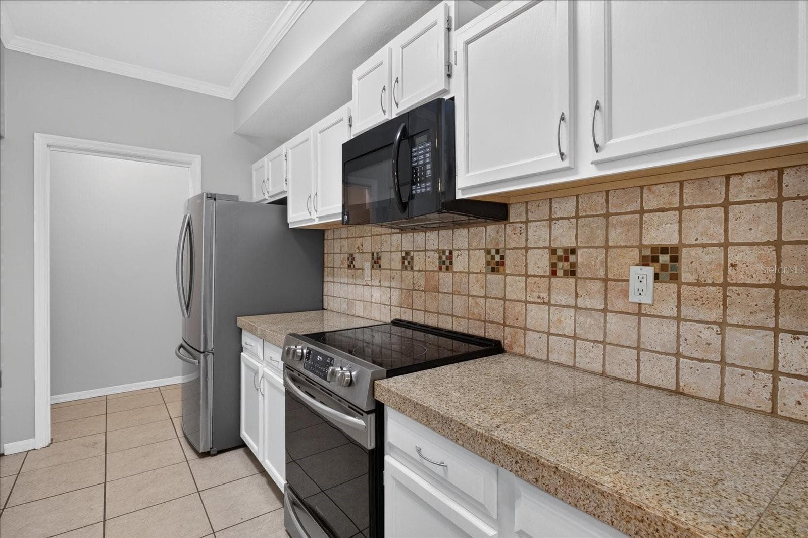 Condominium at 5608 PINNACLE HEIGHTS CIR #305, TAMPA, photo 19 of 34