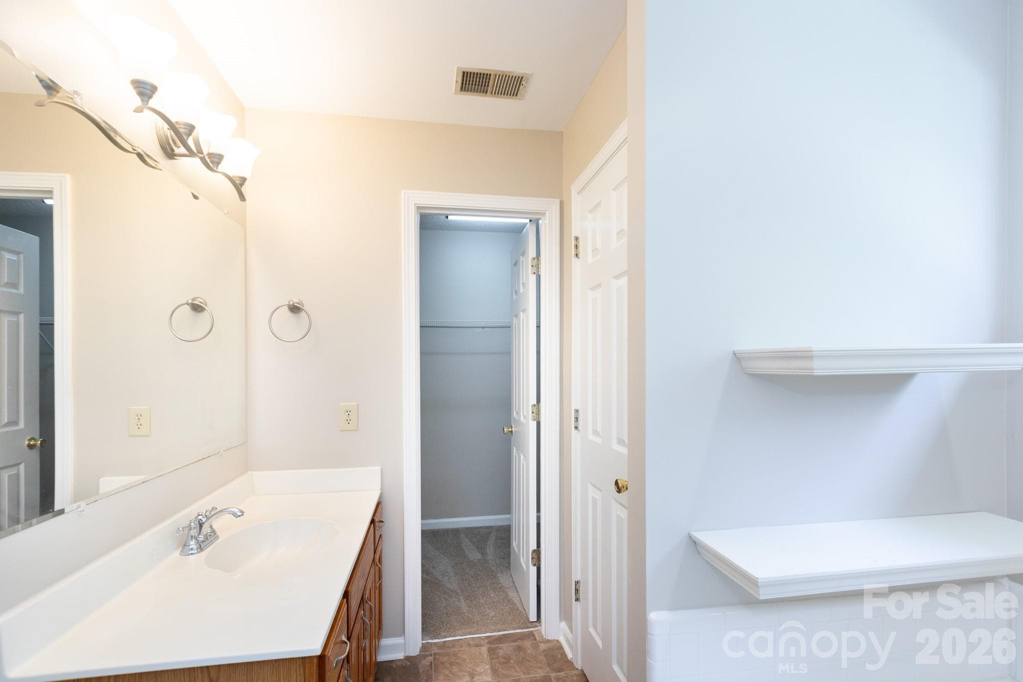 Single Family Residence at 5401 Groveton Court, Charlotte, photo 24 of 31