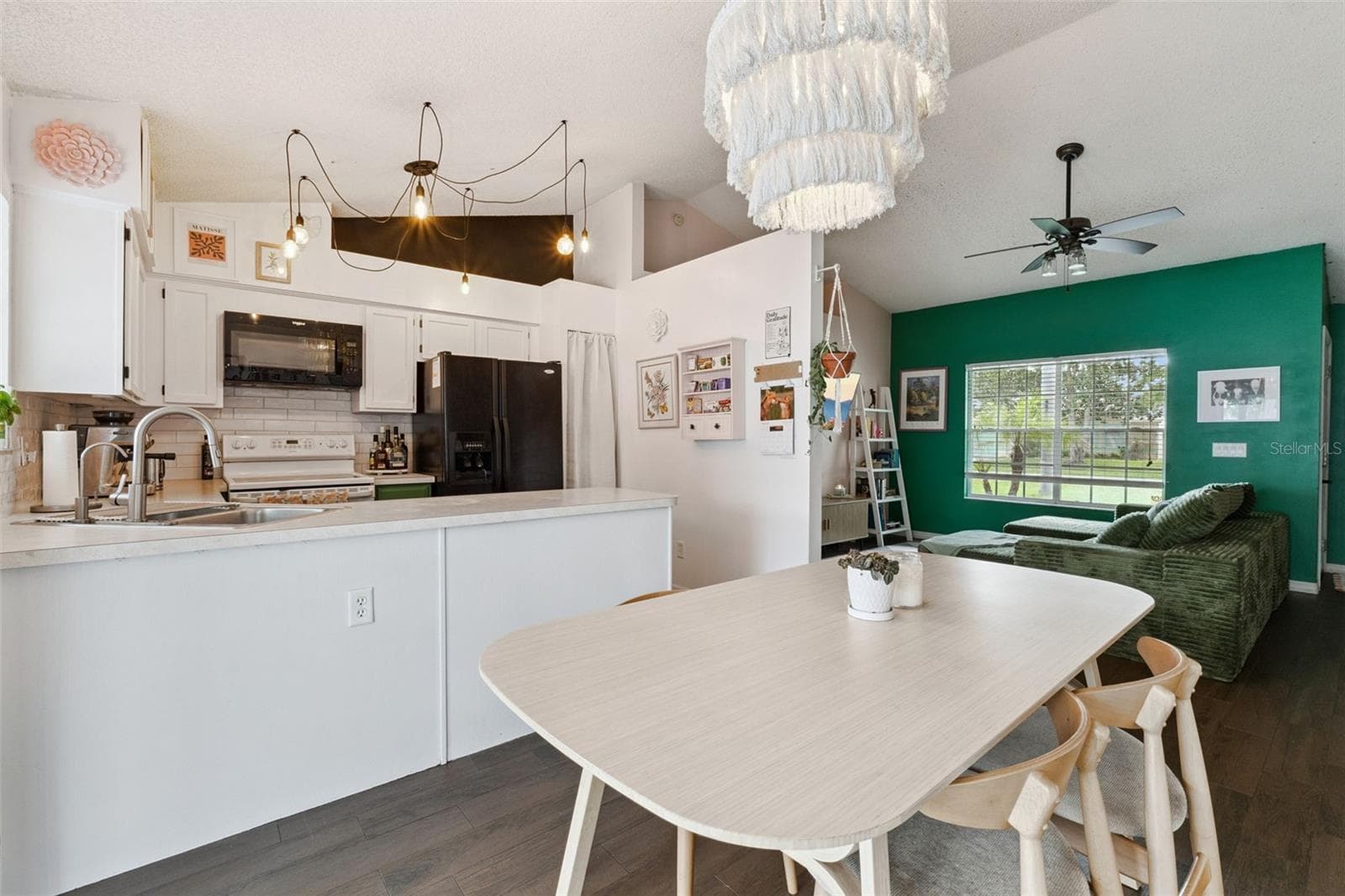 Kitchen - 204 S BRISTOL CIR, SANFORD
