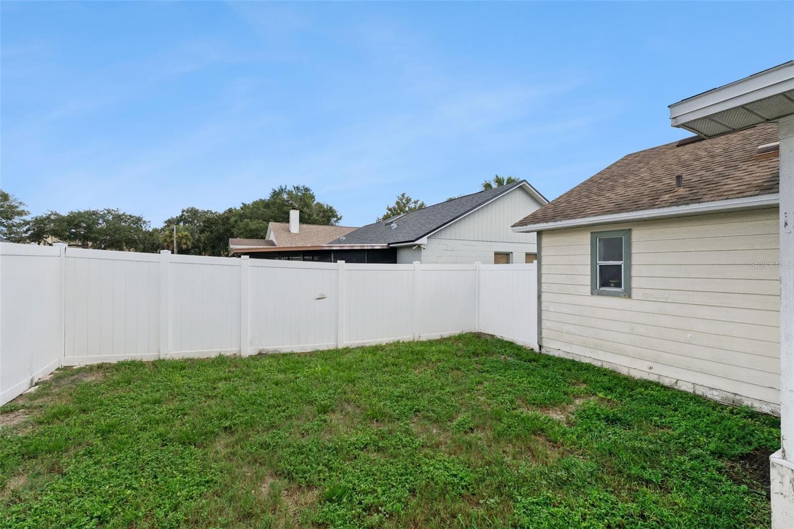 Backyard - 204 S BRISTOL CIR, SANFORD