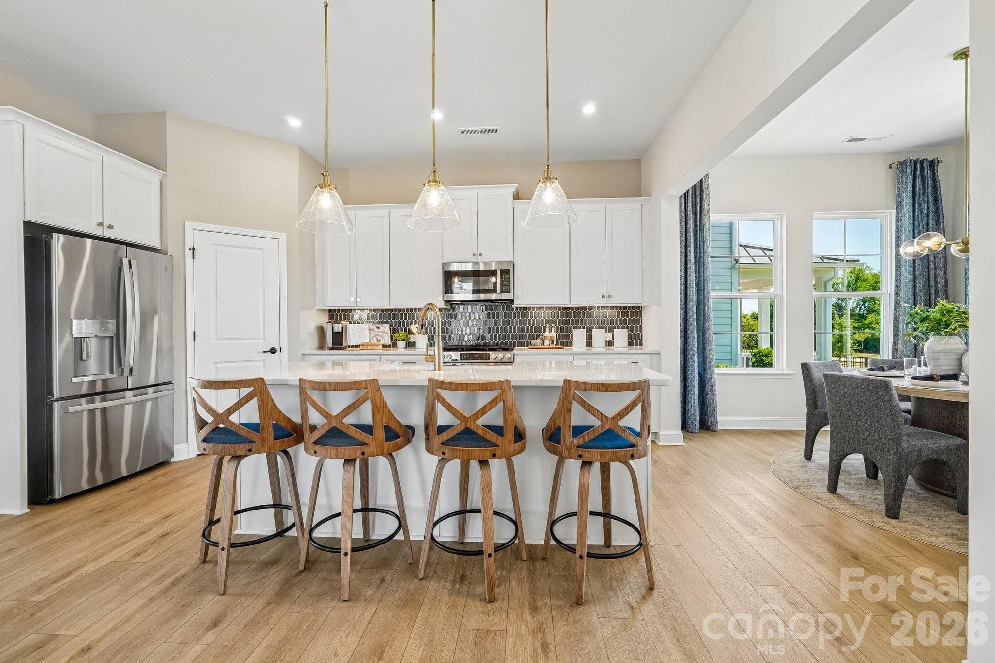 Representative - 6101 Daisy Dale Drive, Pineville