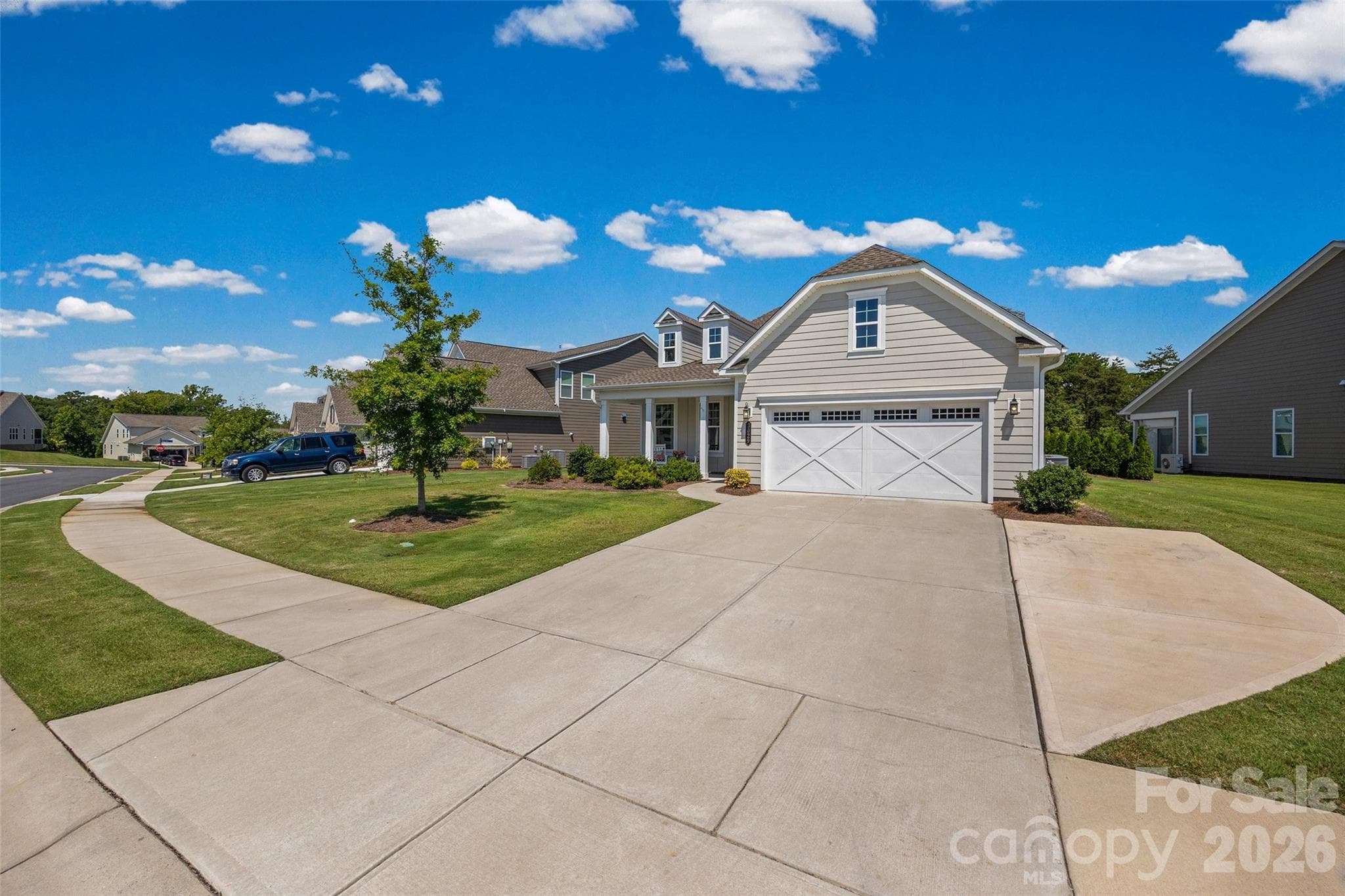 Single Family Residence at 3029 Trace Meadow Court, York, photo 3 of 44