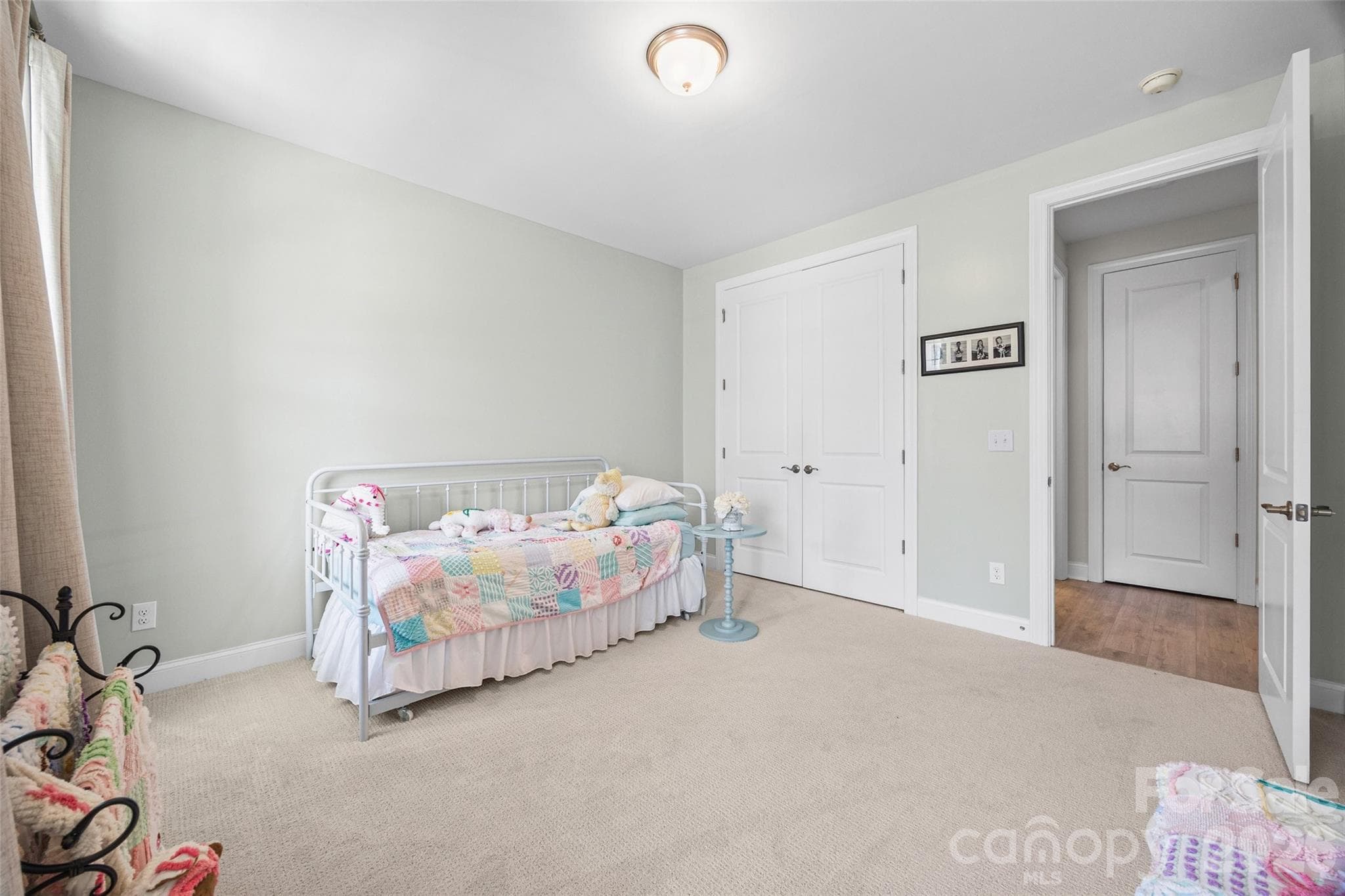 Single Family Residence at 3029 Trace Meadow Court, York, photo 8 of 44