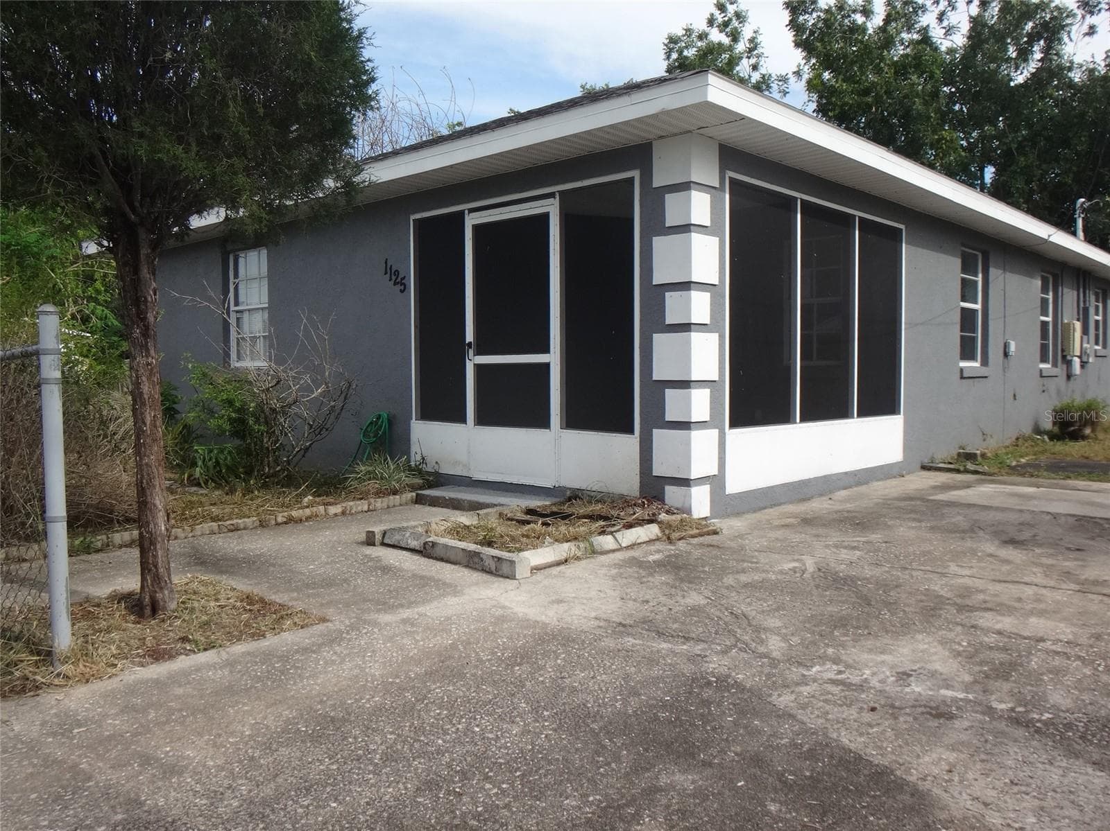 Single Family Residence at 1125 BRITTS LN, BARTOW, photo 2 of 21