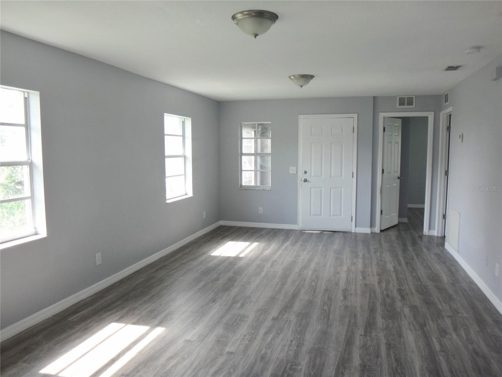 Single Family Residence at 1125 BRITTS LN, BARTOW, photo 4 of 21