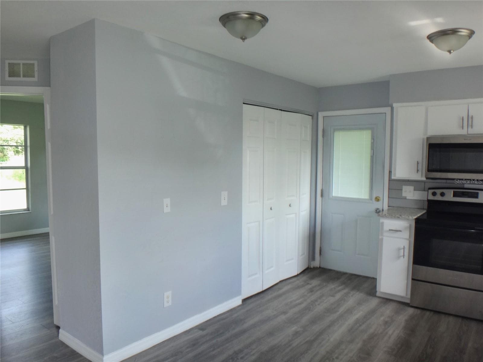 Single Family Residence at 1125 BRITTS LN, BARTOW, photo 5 of 21