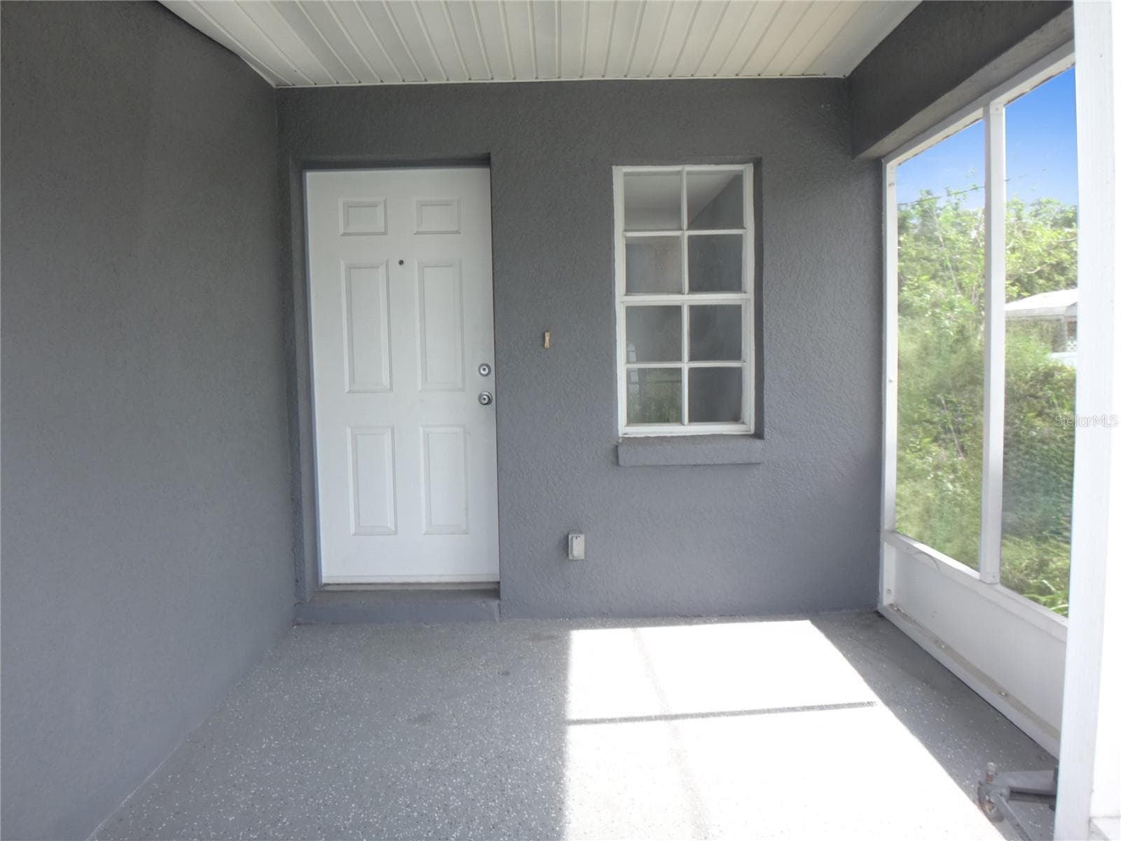 Single Family Residence at 1125 BRITTS LN, BARTOW, photo 3 of 21