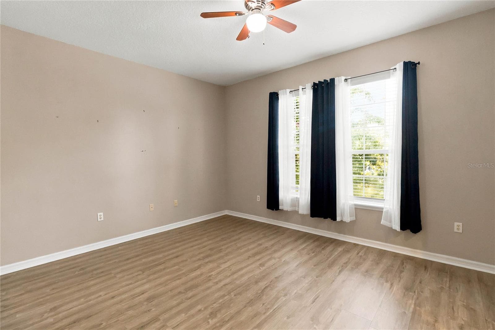 Condominium at 7103 RED LANTERN DR #7103, HARMONY, photo 9 of 21