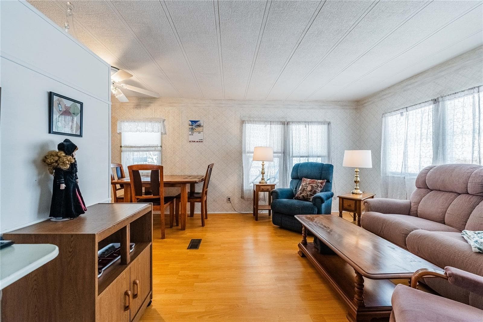 Manufactured Home at 5302 POWHATTAN ST, ZEPHYRHILLS, photo 10 of 50