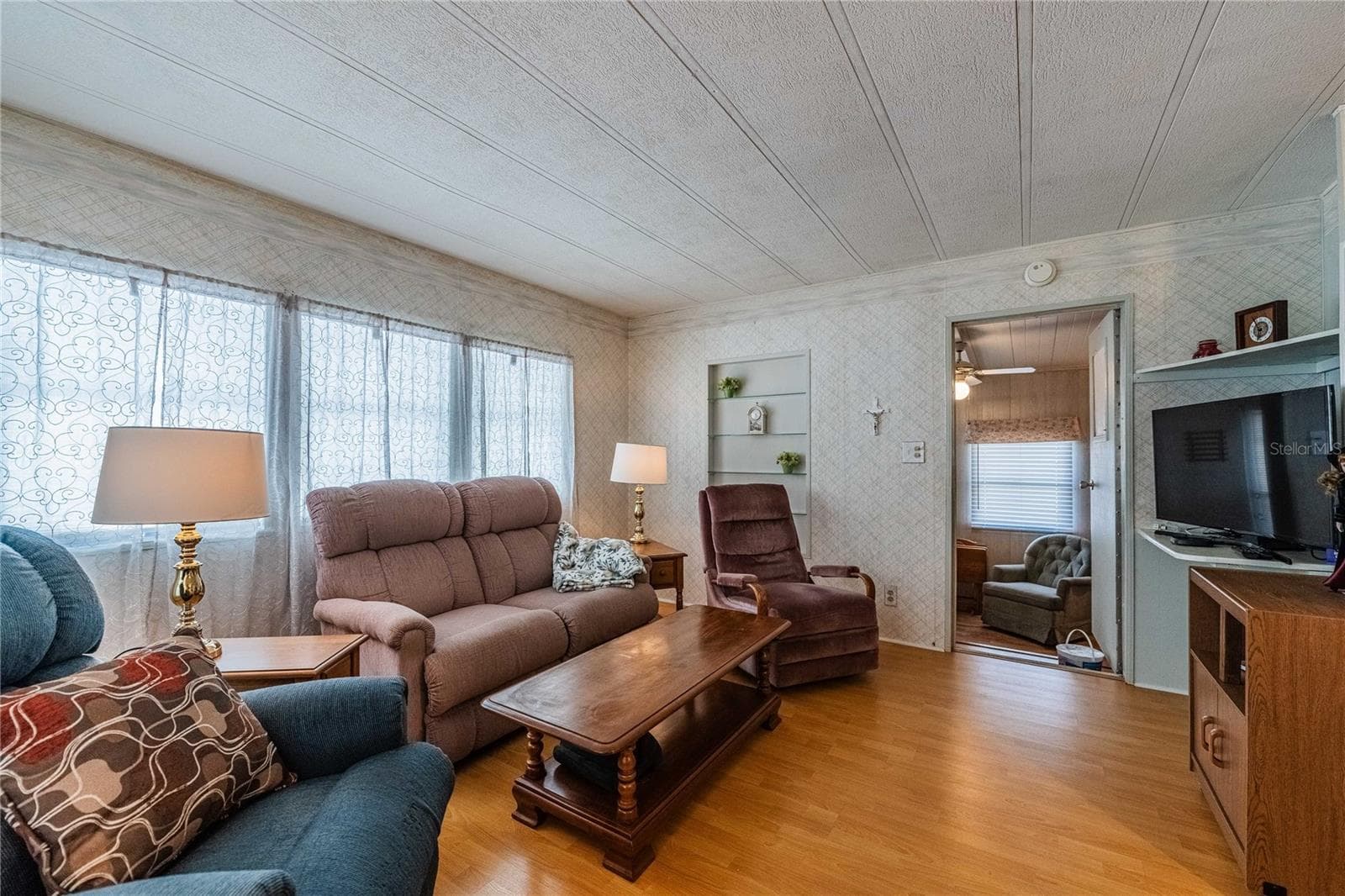 Manufactured Home at 5302 POWHATTAN ST, ZEPHYRHILLS, photo 12 of 50