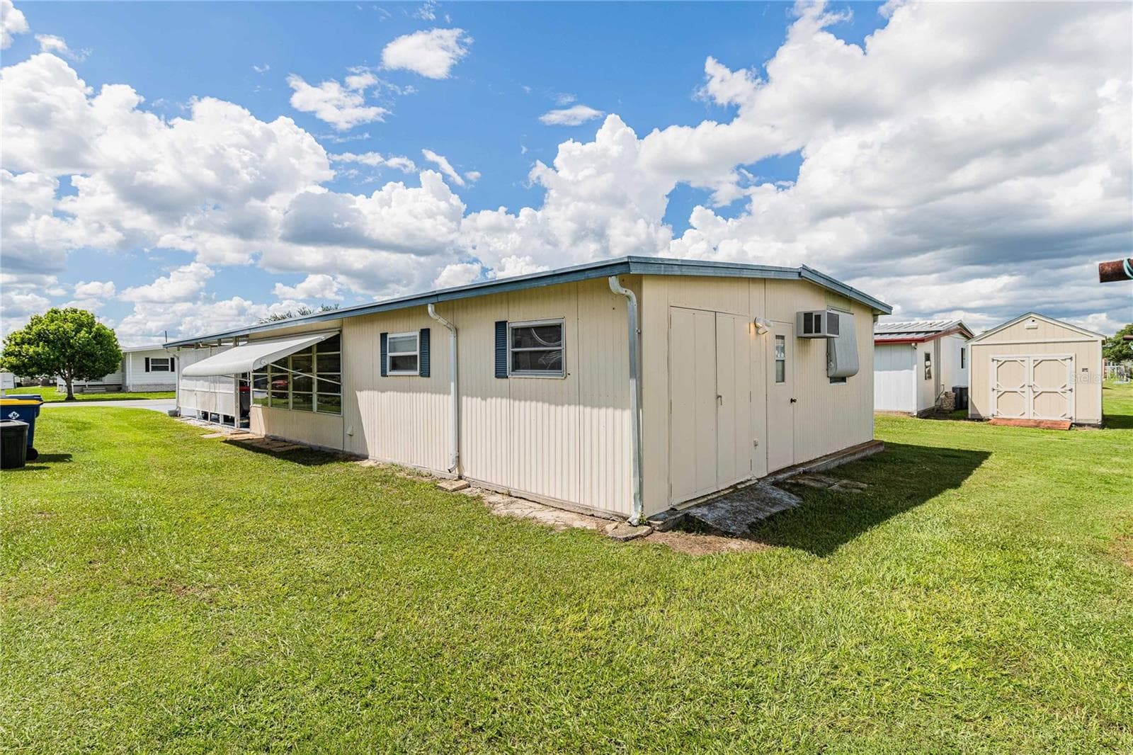Manufactured Home at 5302 POWHATTAN ST, ZEPHYRHILLS, photo 30 of 50