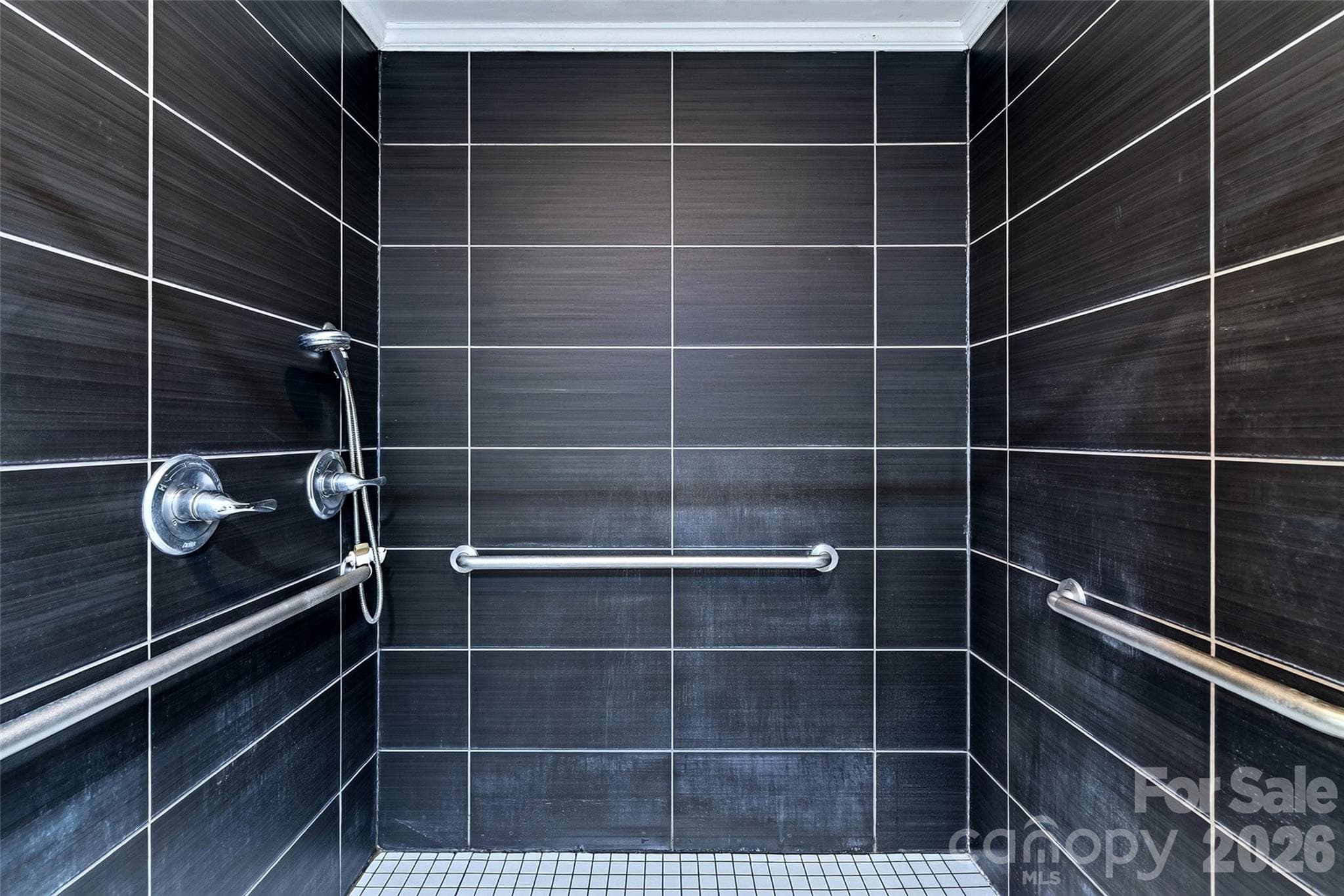 Single Family Residence at 146 Cobblestone Drive, Marion, photo 24 of 48