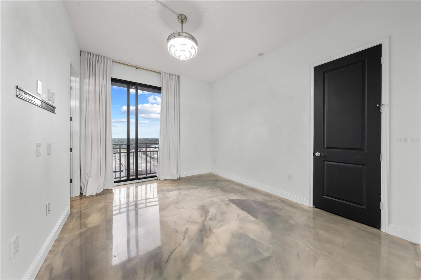 Condominium at 111 E MONUMENT AVE #801, KISSIMMEE, photo 14 of 98