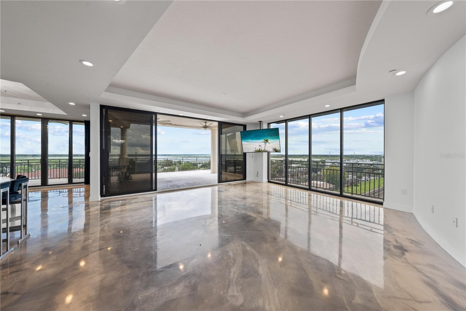 Condominium at 111 E MONUMENT AVE #801, KISSIMMEE, photo 19 of 98