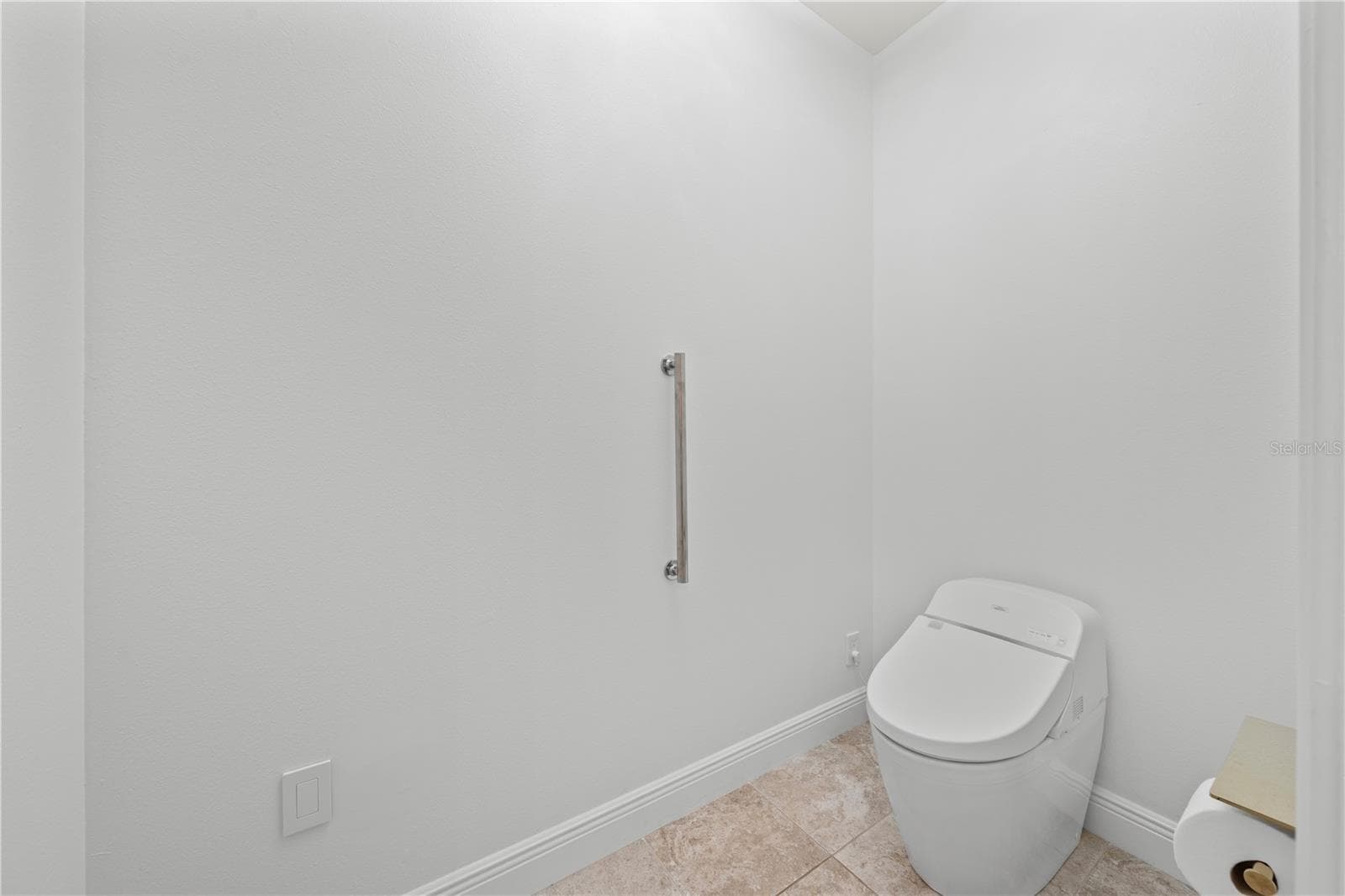 Condominium at 111 E MONUMENT AVE #801, KISSIMMEE, photo 60 of 98