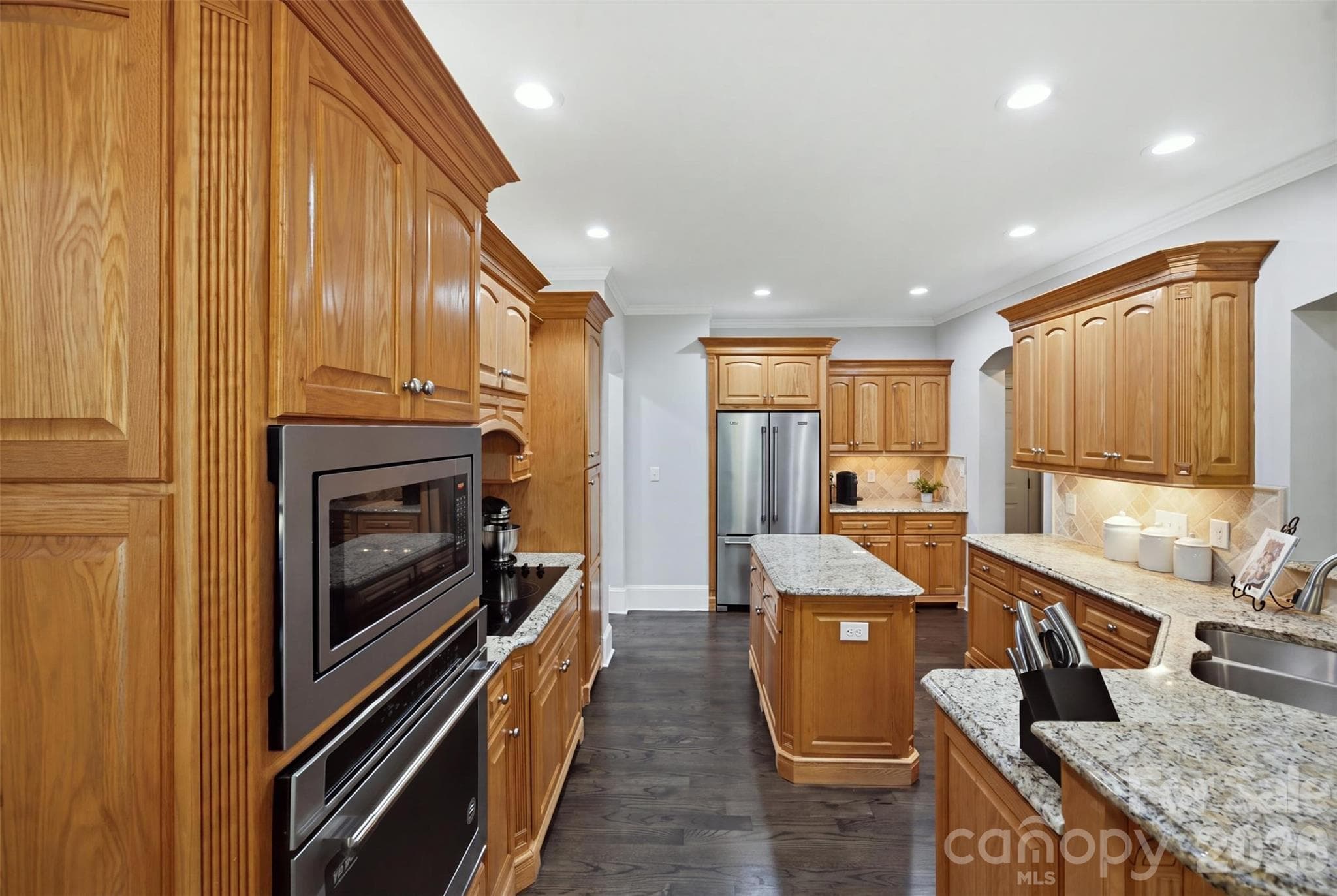 Single Family Residence at 3449 Araglin Drive, Gastonia, photo 16 of 48