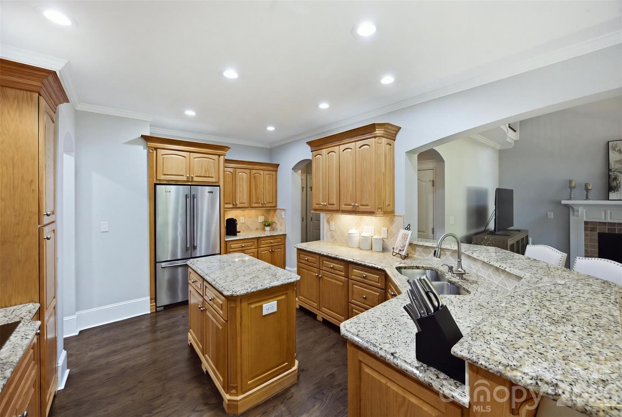 Single Family Residence at 3449 Araglin Drive, Gastonia, photo 17 of 48