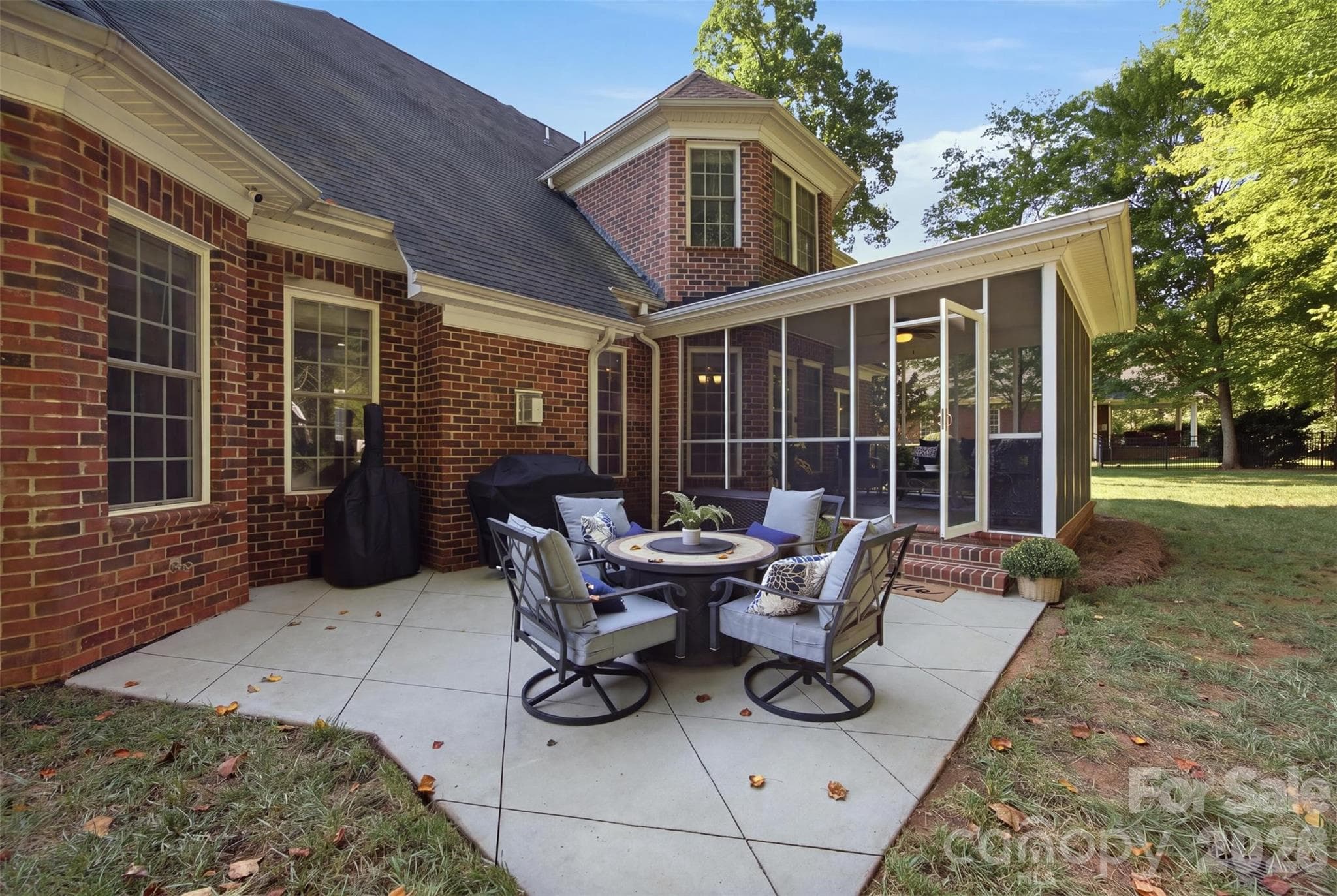 Single Family Residence at 3449 Araglin Drive, Gastonia, photo 43 of 48
