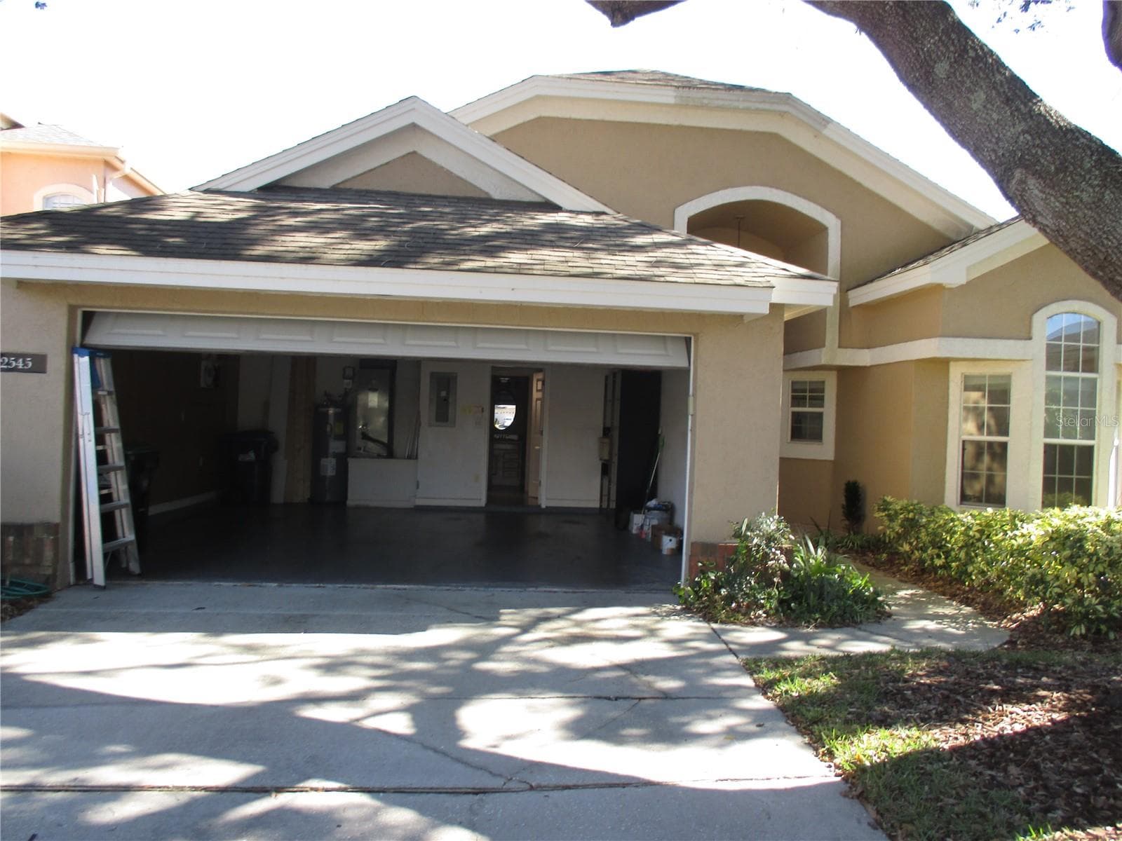 2545 CLARINET DR