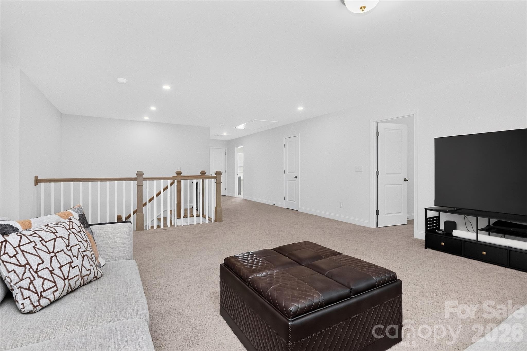 Loft - 235 Supernova Drive, York