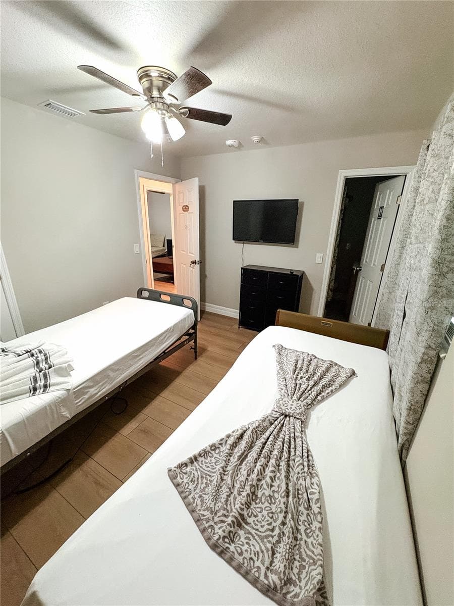 Business at 6324 LORENZO AVE, ORLANDO, photo 13 of 16