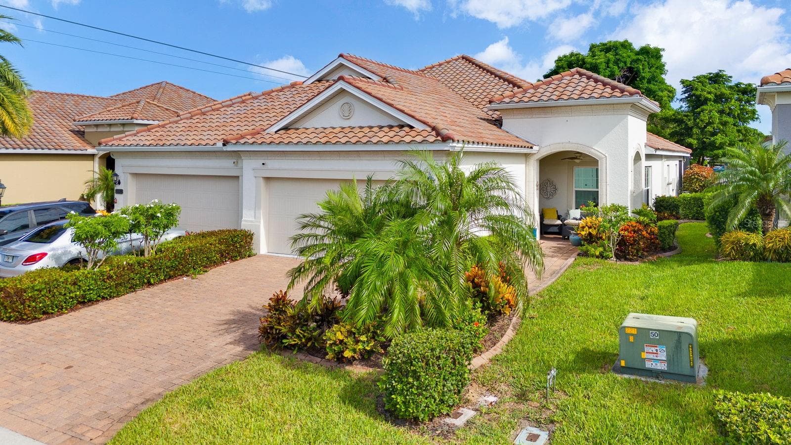 Villa at 7010 PLAYA BELLA DR, BRADENTON, photo 3 of 68