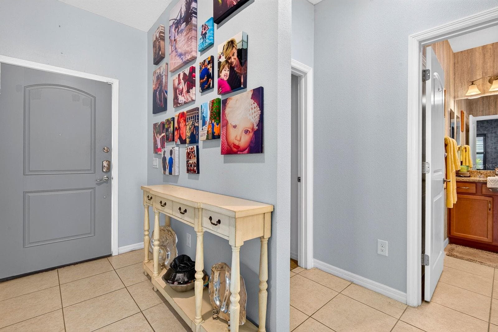 Villa at 7010 PLAYA BELLA DR, BRADENTON, photo 11 of 68