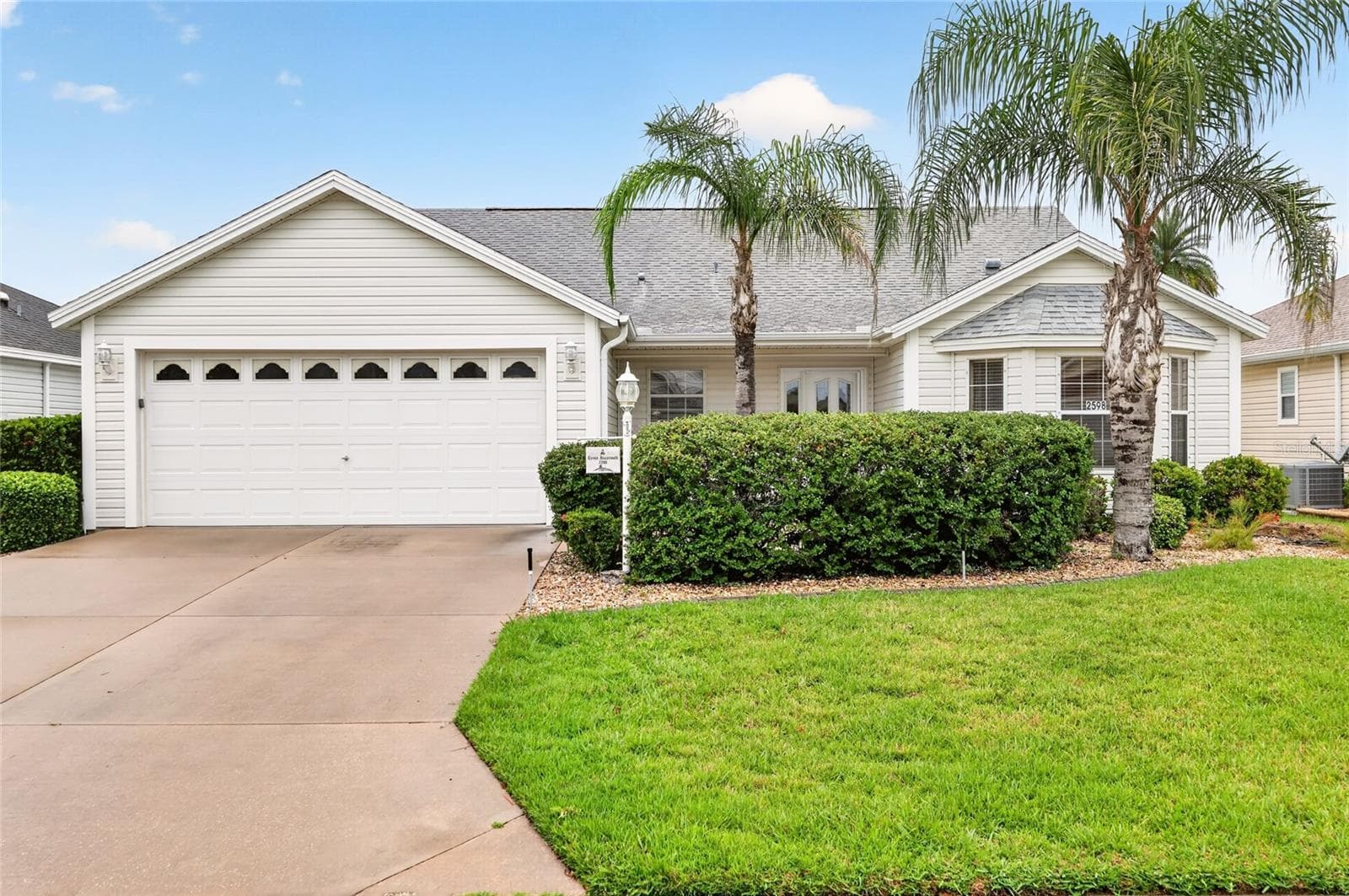 Single Family Residence at 2598 IRDELL AVE, THE VILLAGES, photo 2 of 44