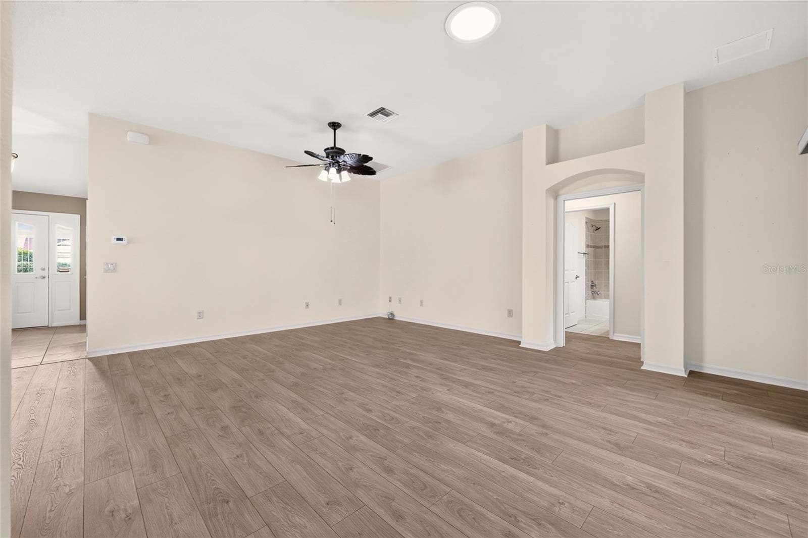 Single Family Residence at 2598 IRDELL AVE, THE VILLAGES, photo 11 of 44