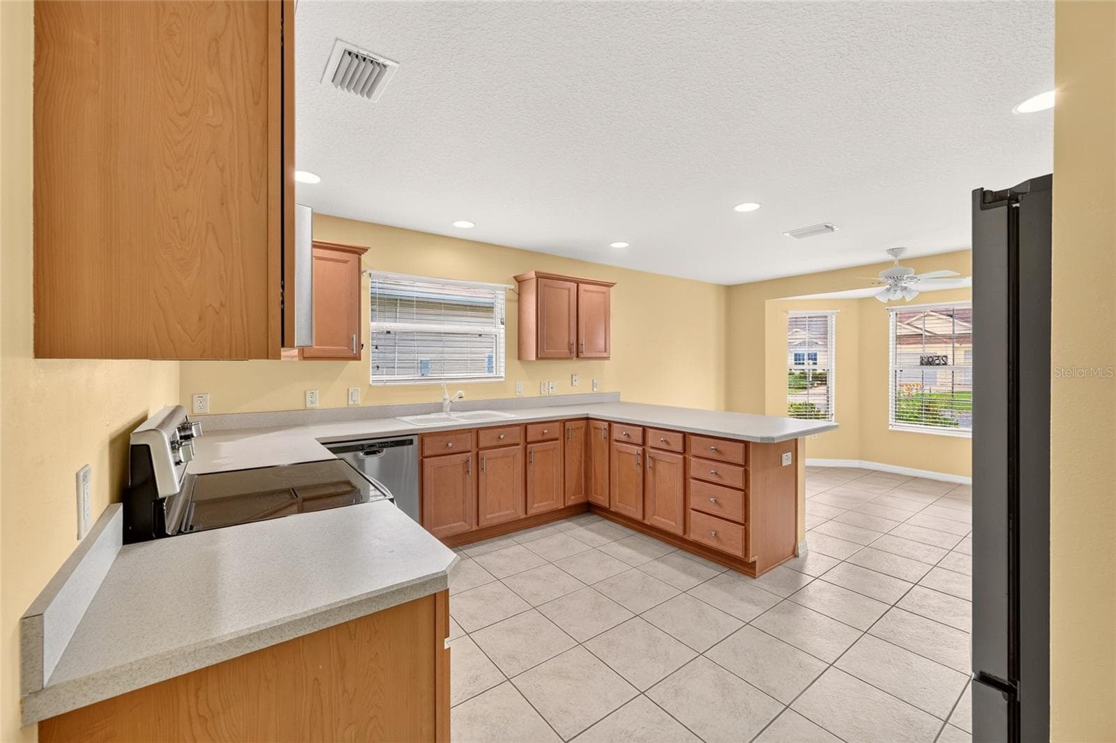 Single Family Residence at 2598 IRDELL AVE, THE VILLAGES, photo 15 of 44