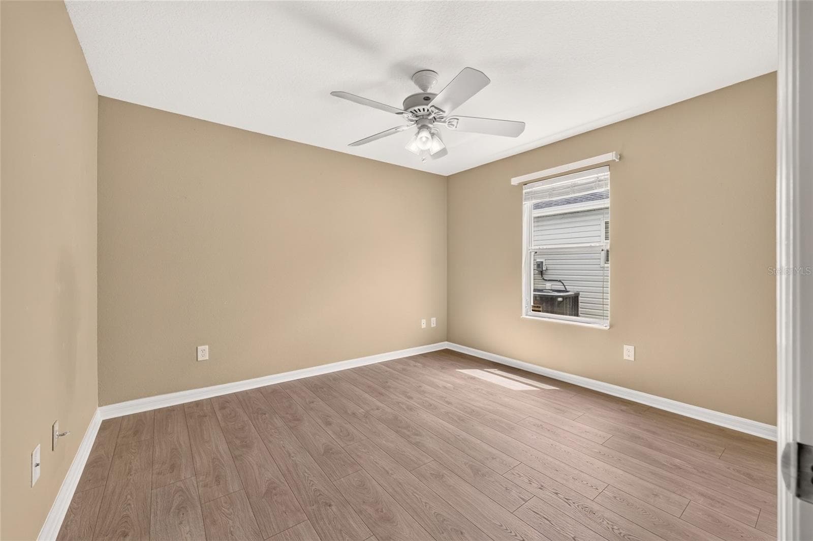 Single Family Residence at 2598 IRDELL AVE, THE VILLAGES, photo 29 of 44