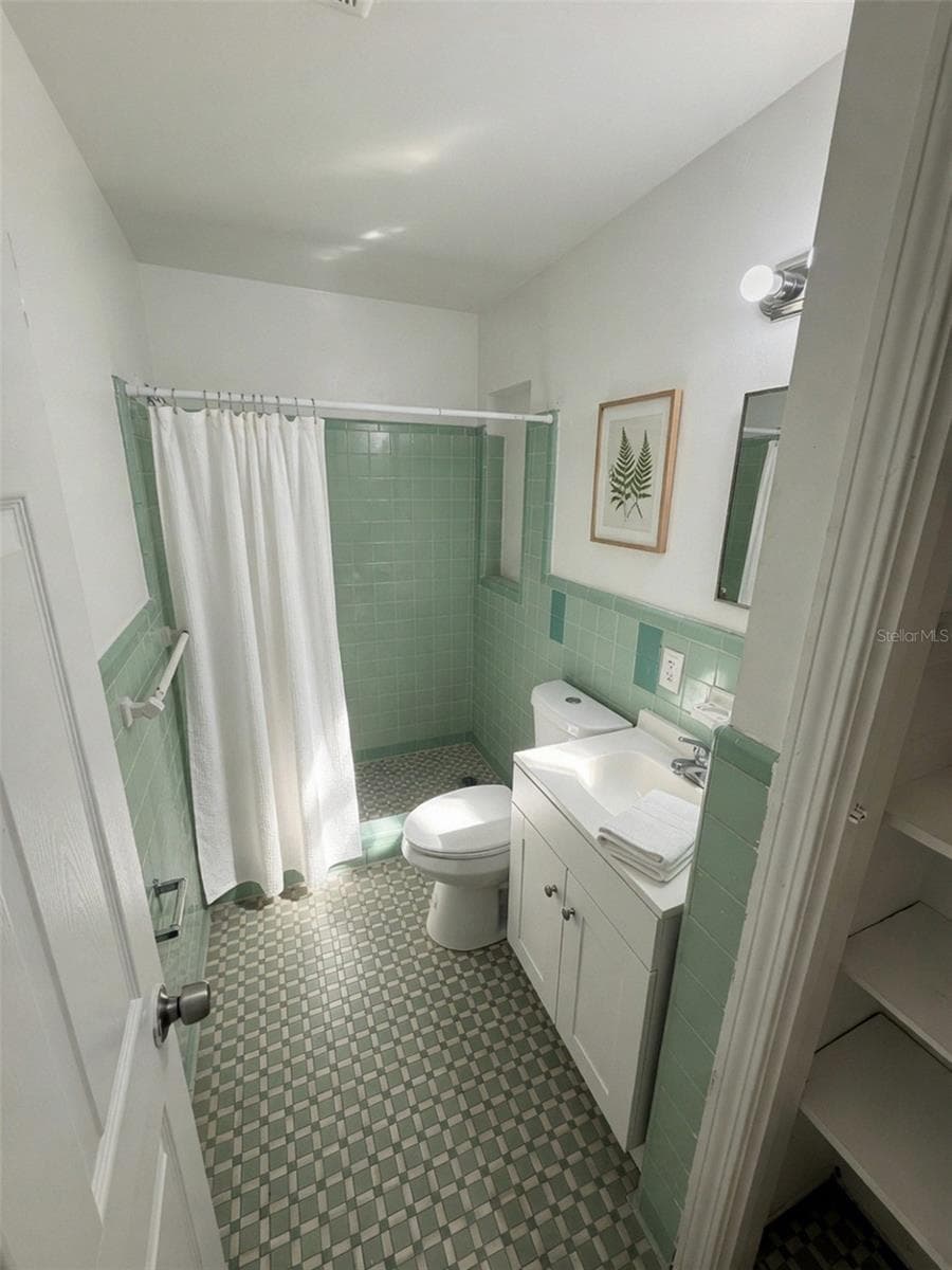 Duplex at 935 17TH AVE S, ST PETERSBURG, photo 23 of 27