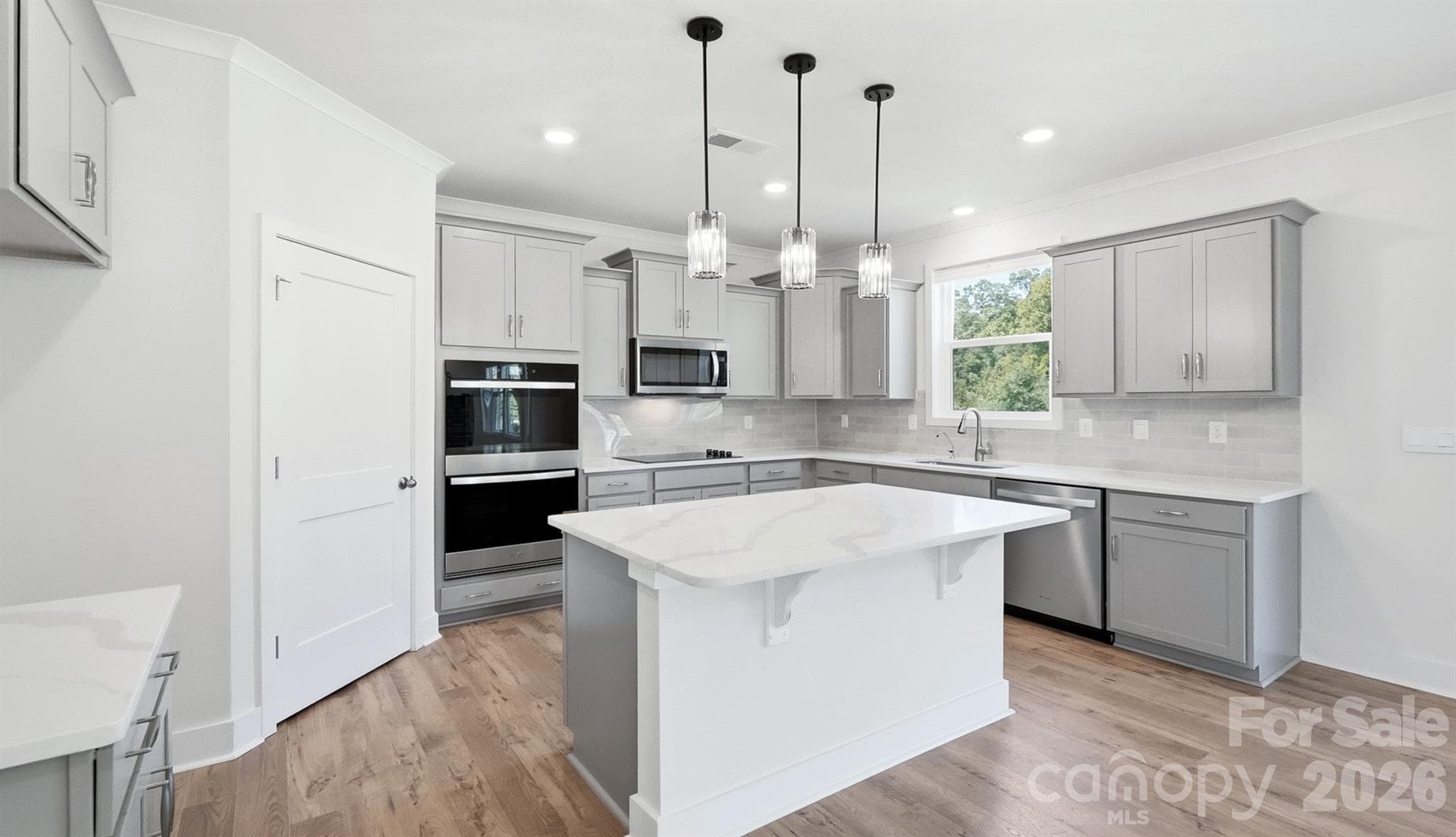 Double Wall Oven - 1060 Merganser Way, Indian Trail