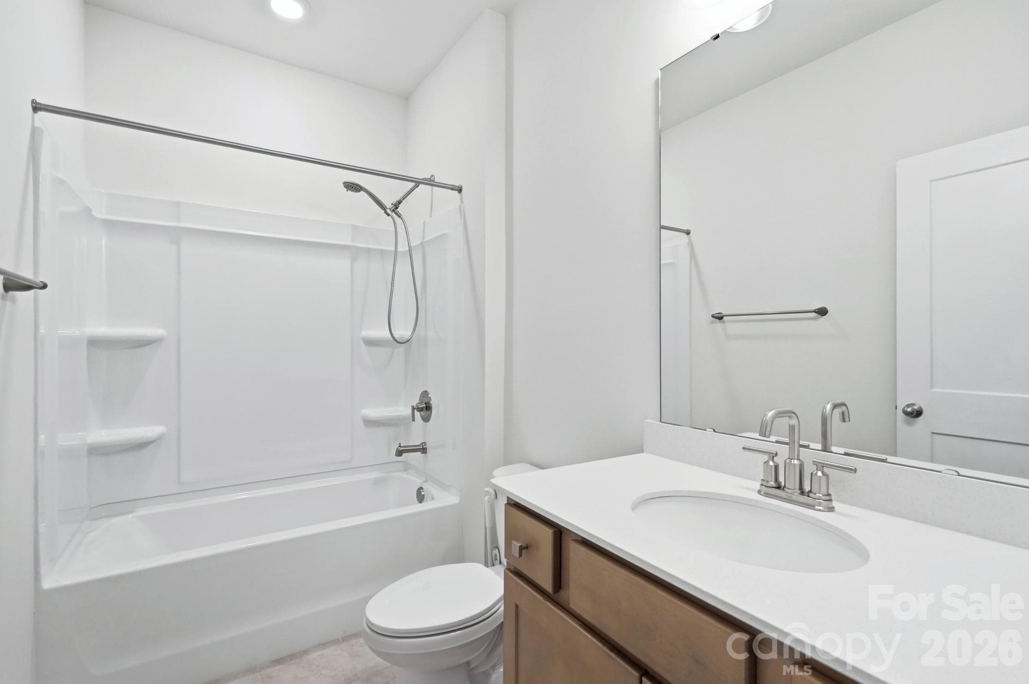 Primary Bedroom Suite with Sitting Room - 1060 Merganser Way, Indian Trail