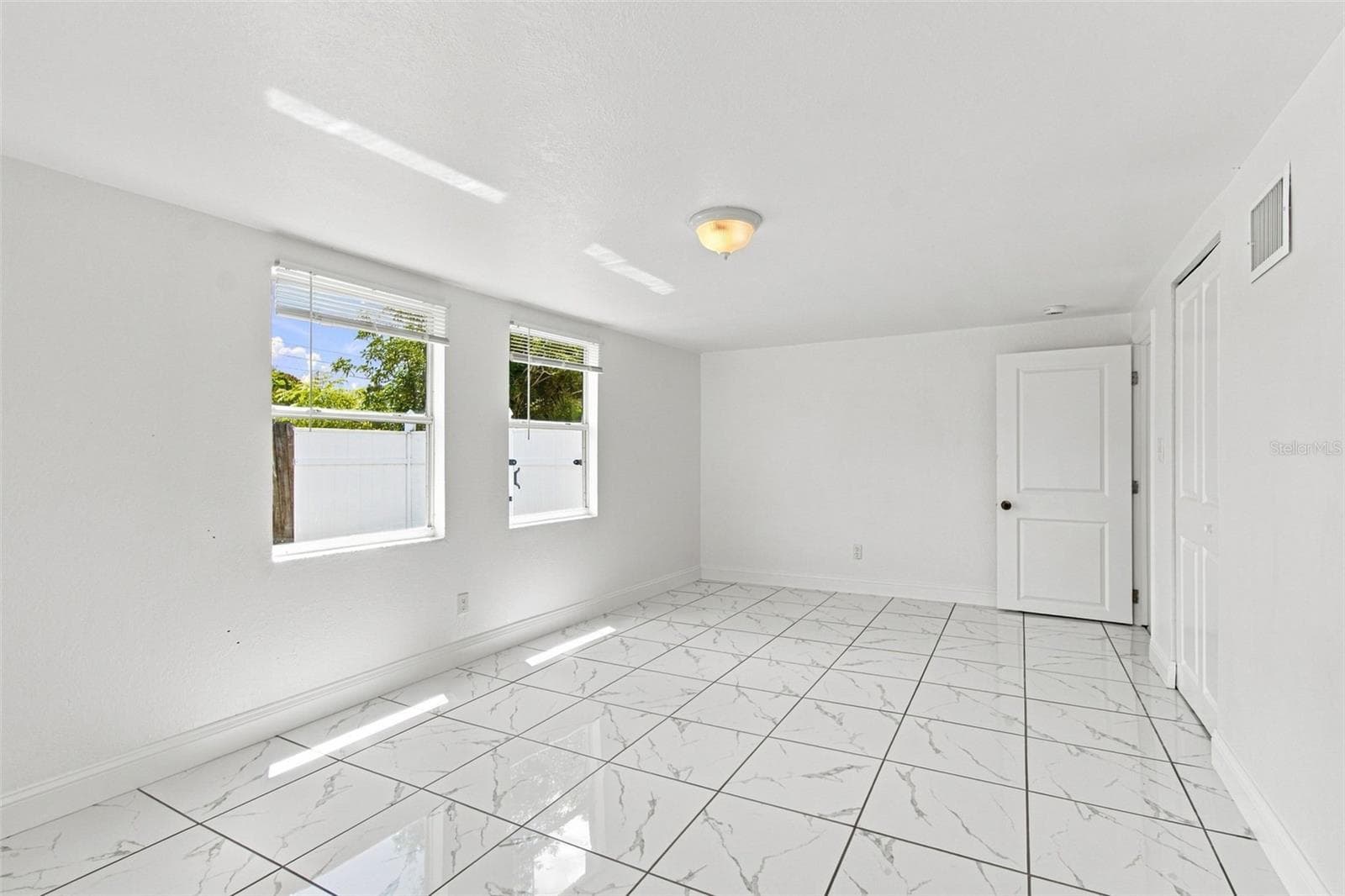 Single Family Residence at 7101 15TH ST N, ST PETERSBURG, photo 11 of 23