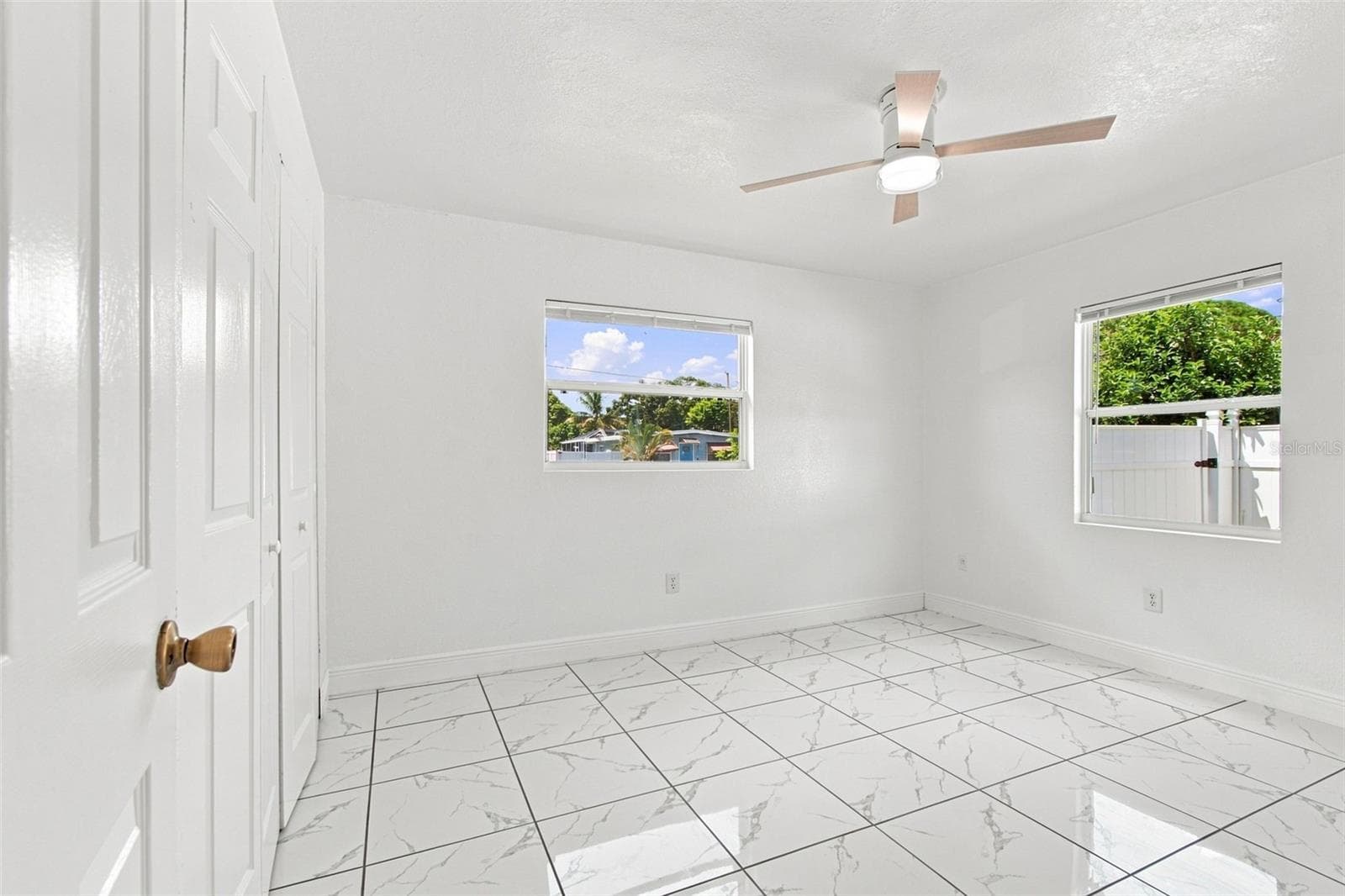 Single Family Residence at 7101 15TH ST N, ST PETERSBURG, photo 14 of 23